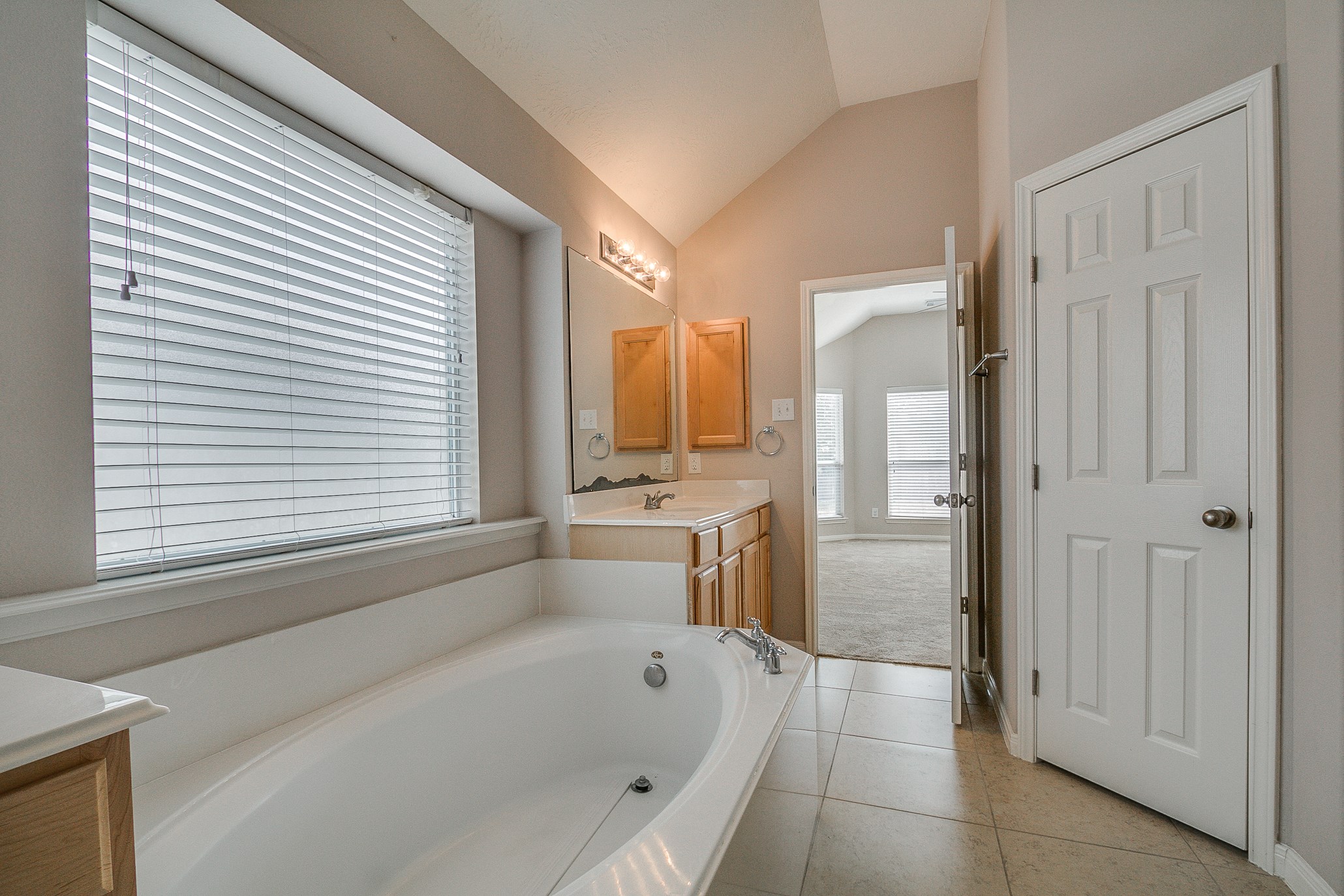 10914 Tattershall Lane Property Photo 19