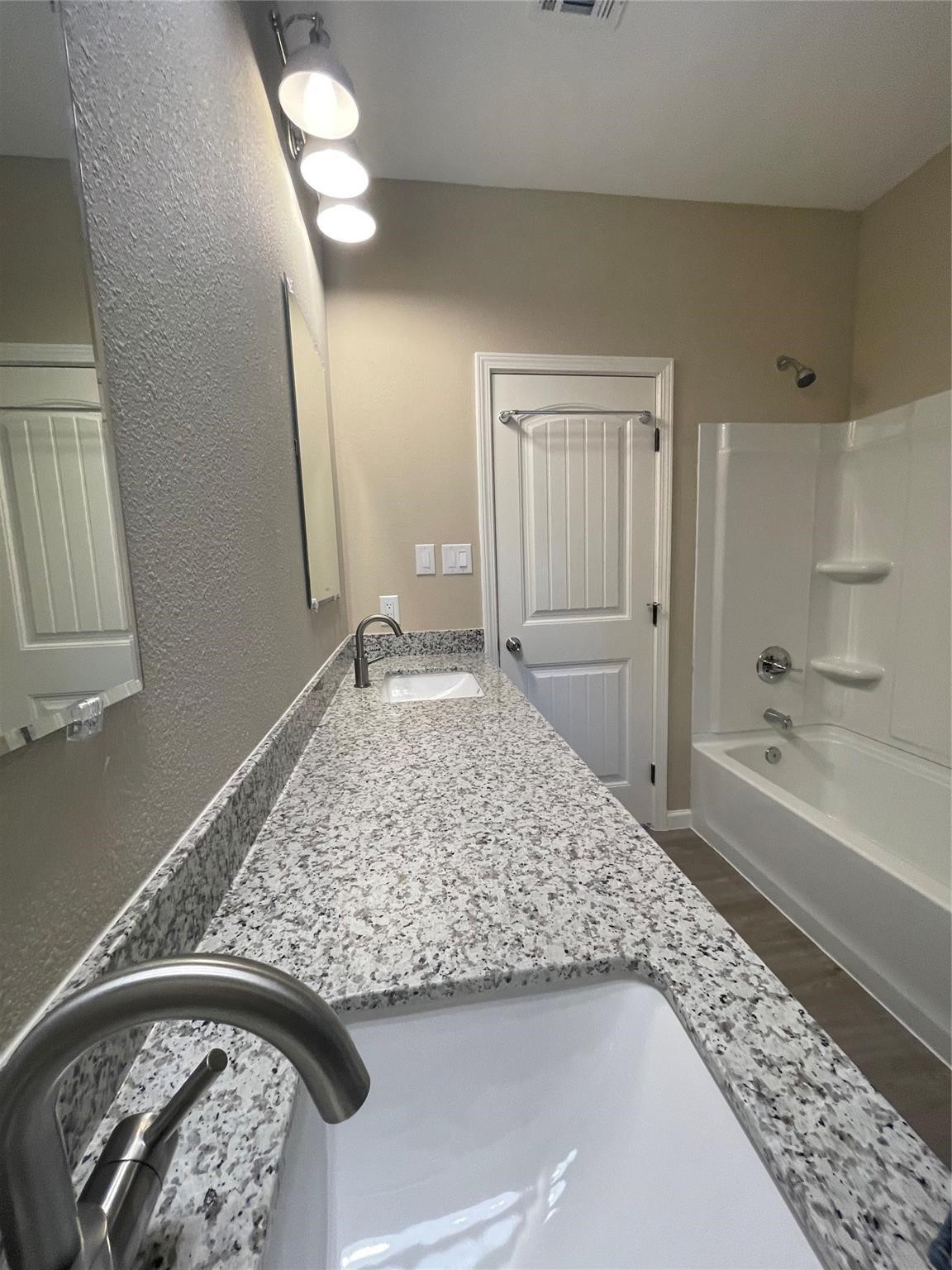 2210 Arapahoe Drive Property Photo 8