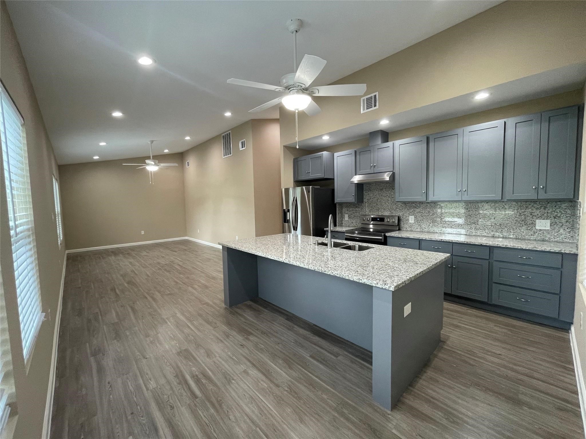 2210 Arapahoe Drive Property Photo 12