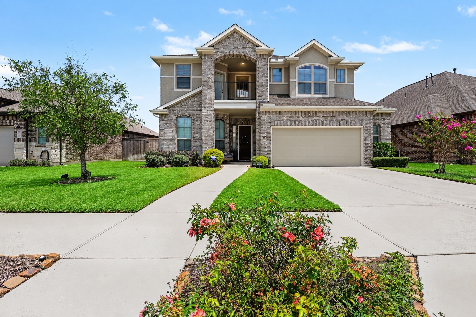 10519 Emory Park Property Photo 1
