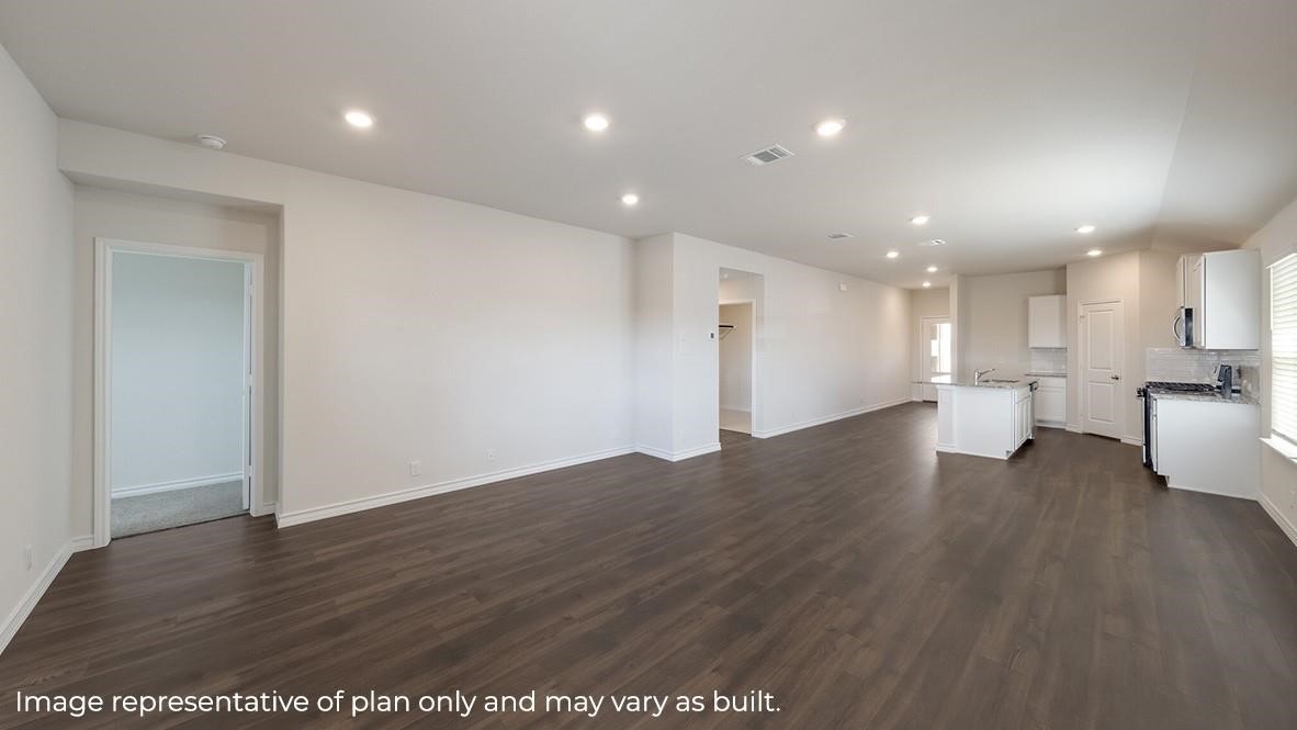 3831 Turnpike Drive Property Photo 2