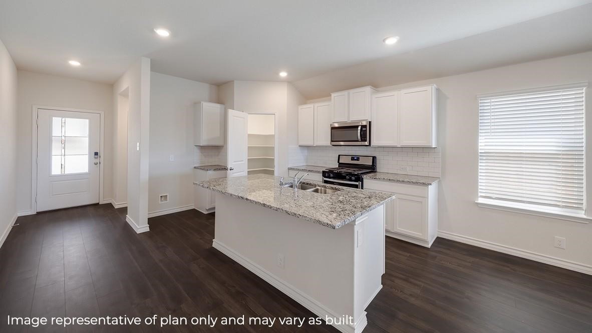 3831 Turnpike Drive Property Photo 4