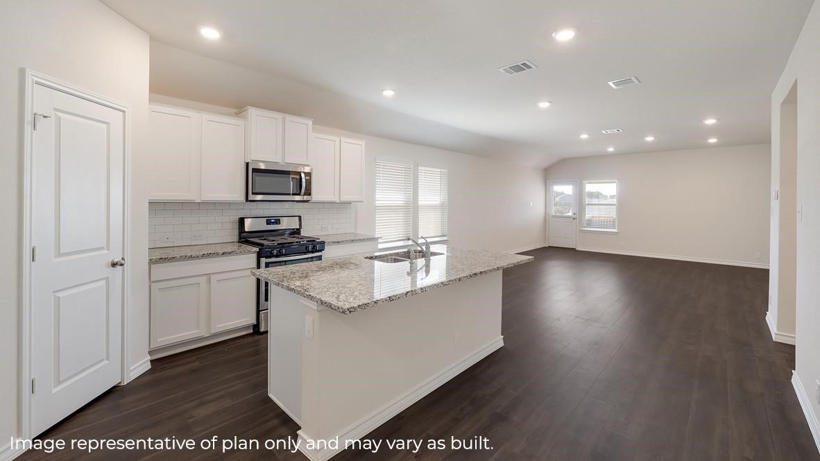 3831 Turnpike Drive Property Photo 5