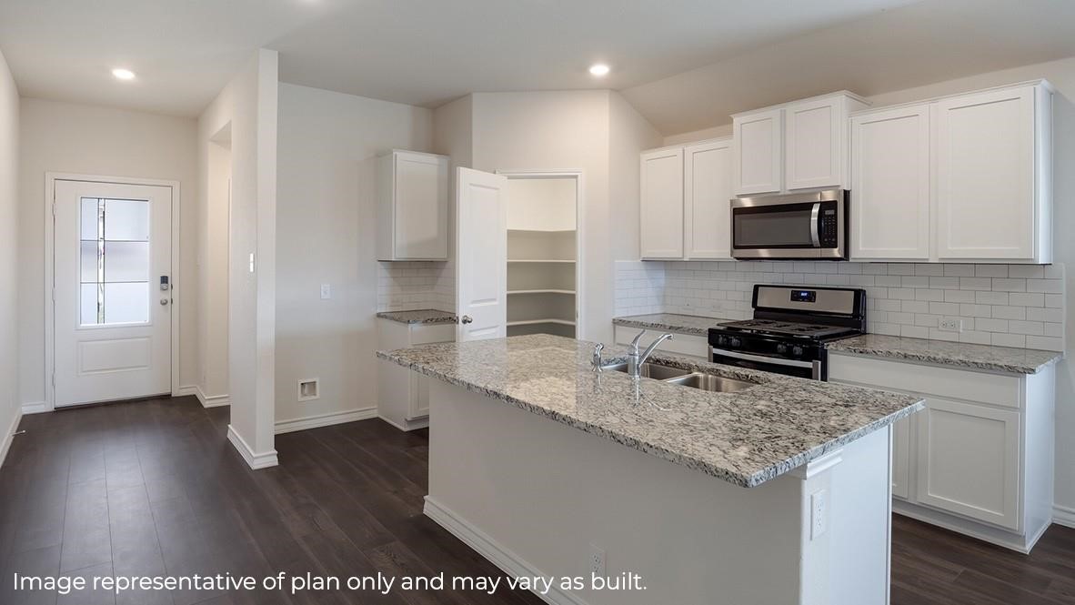 3831 Turnpike Drive Property Photo 9