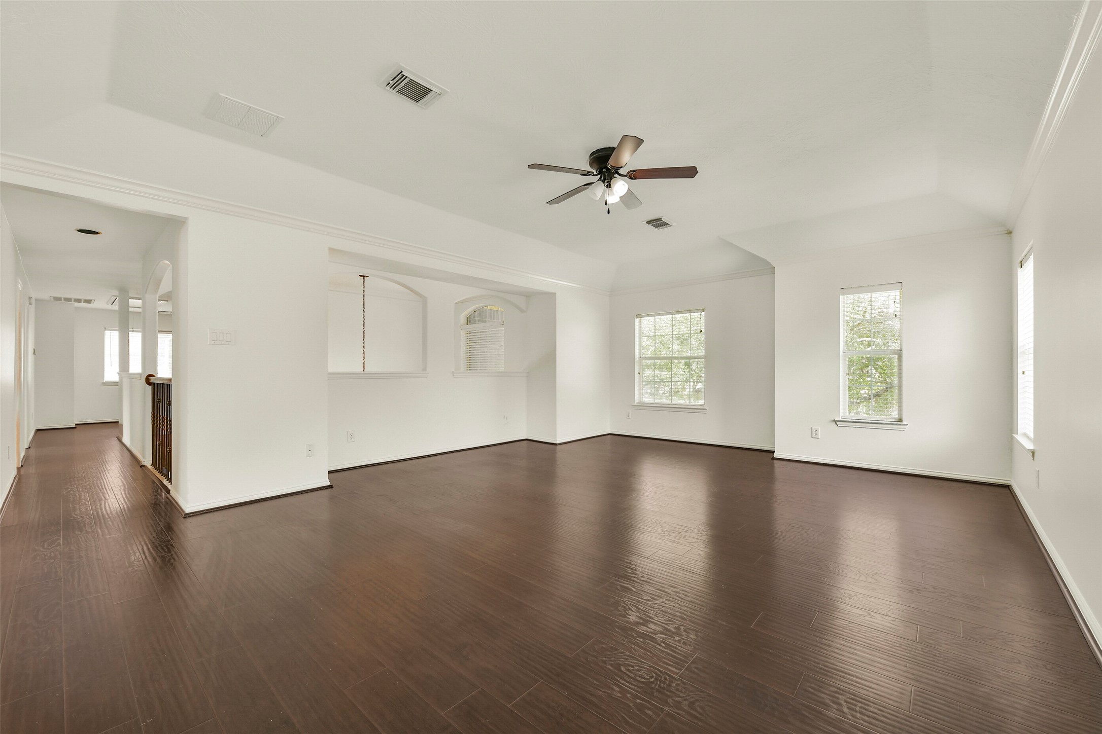 2806 Capecrest Drive Property Photo 16
