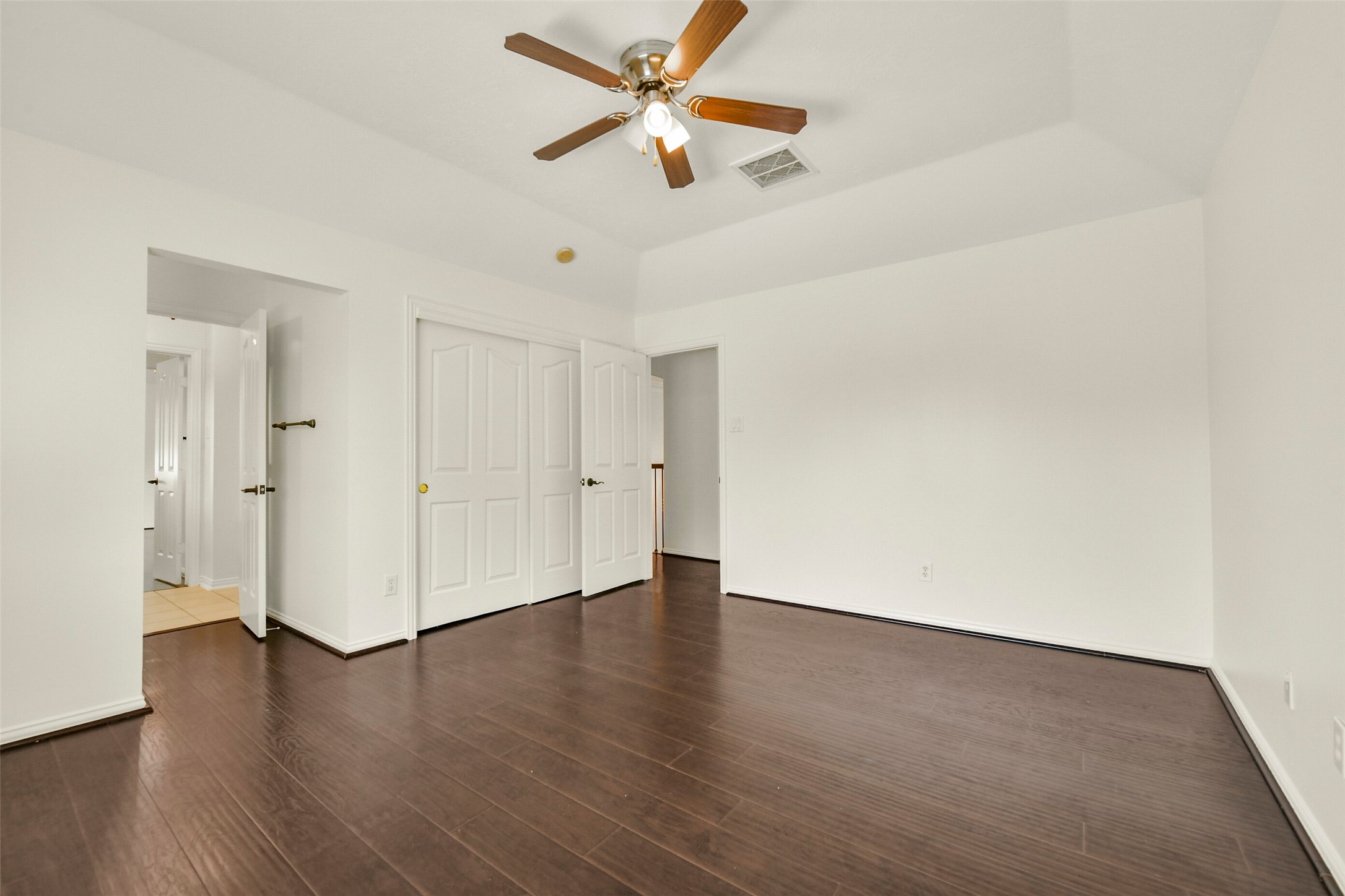 2806 Capecrest Drive Property Photo 17