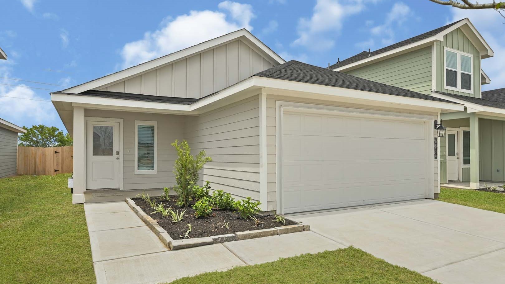 2626 Magnolia Meadows Drive Property Photo 1