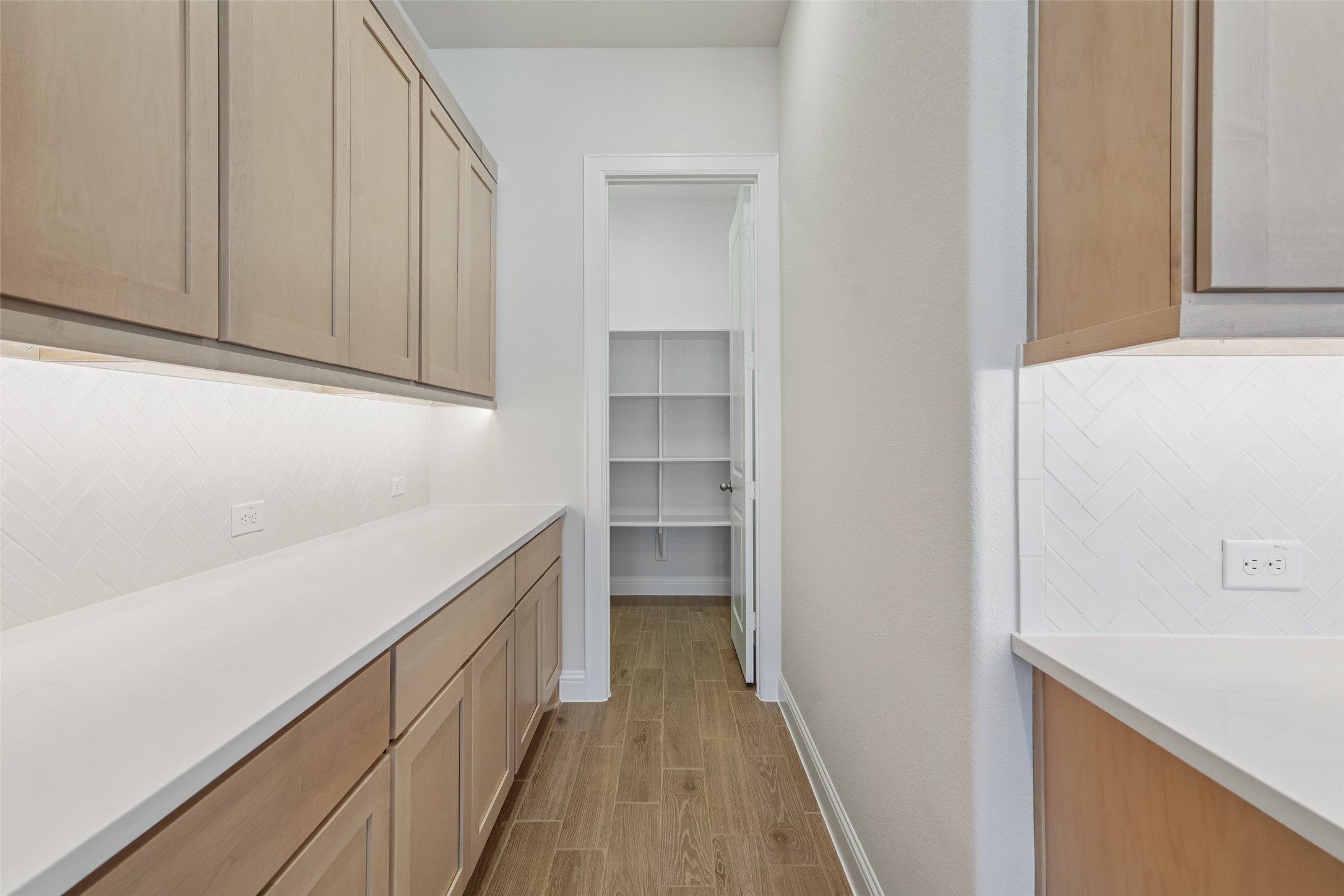 1211 Berry Brook Drive Property Photo 6