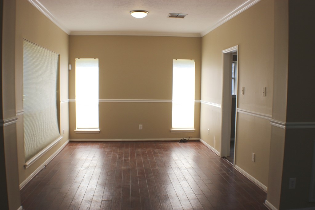 105 Crimson Bay Drive Property Photo 4