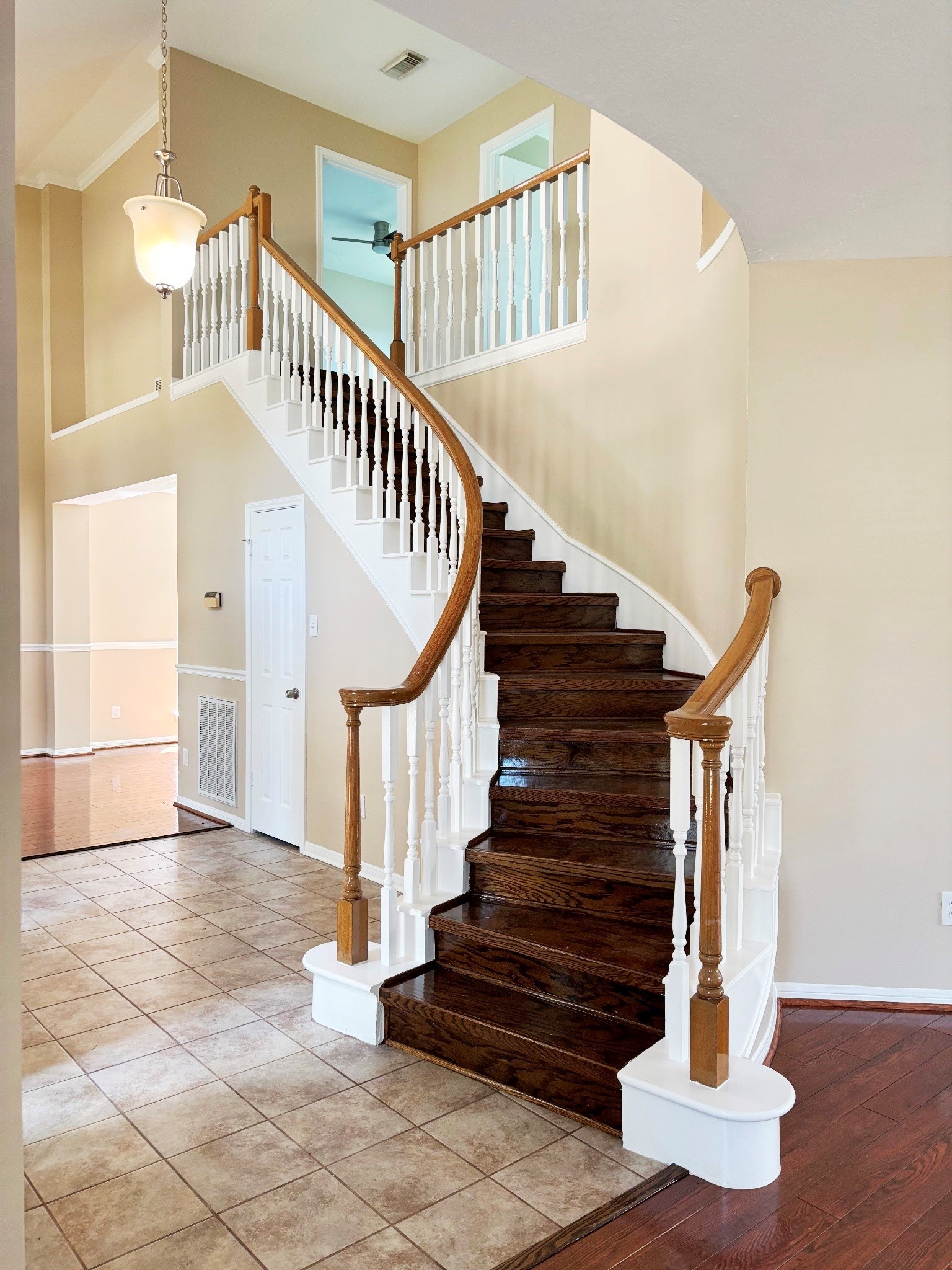 105 Crimson Bay Drive Property Photo 16