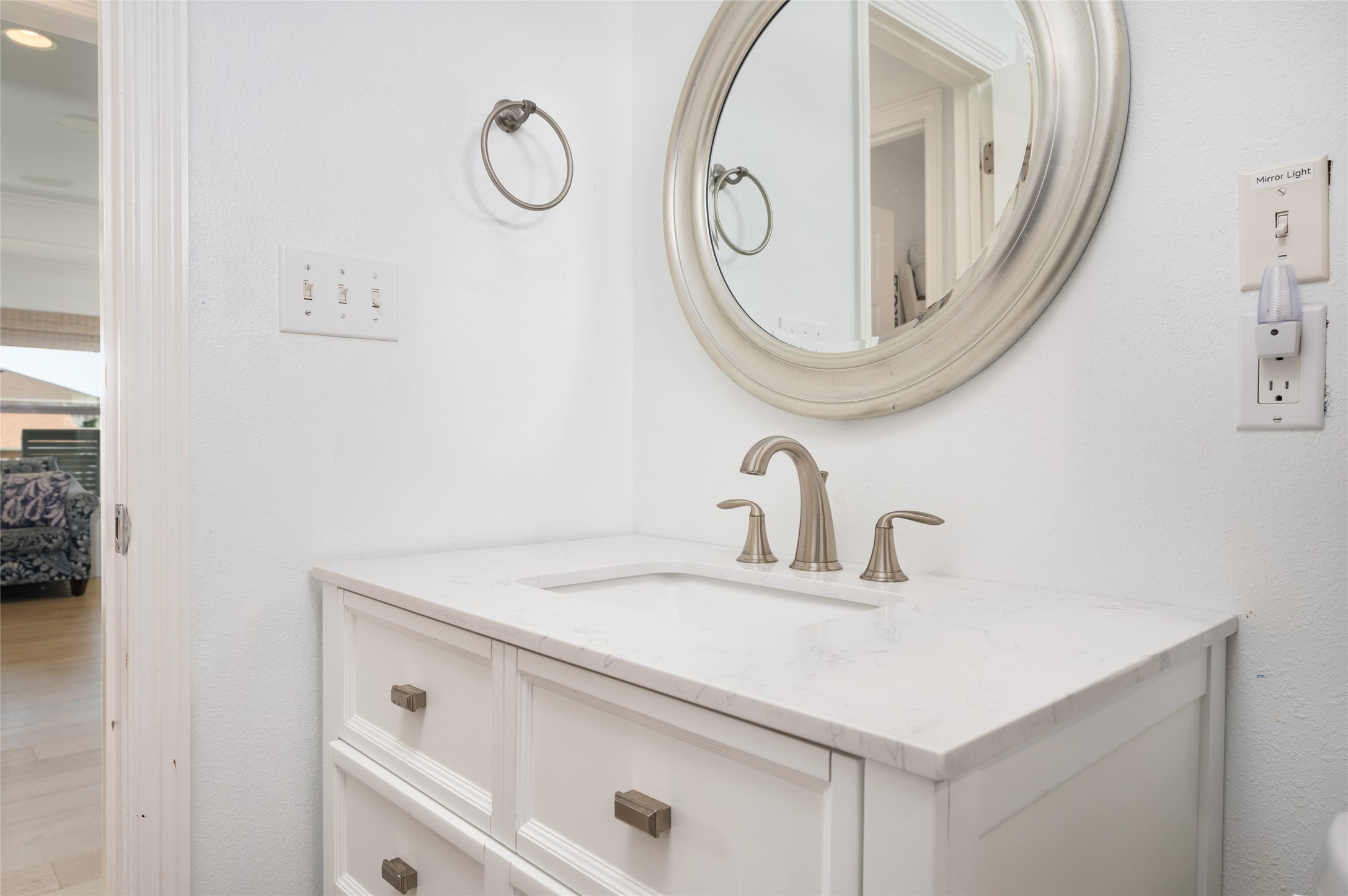 963 Palmridge Drive Property Photo 40