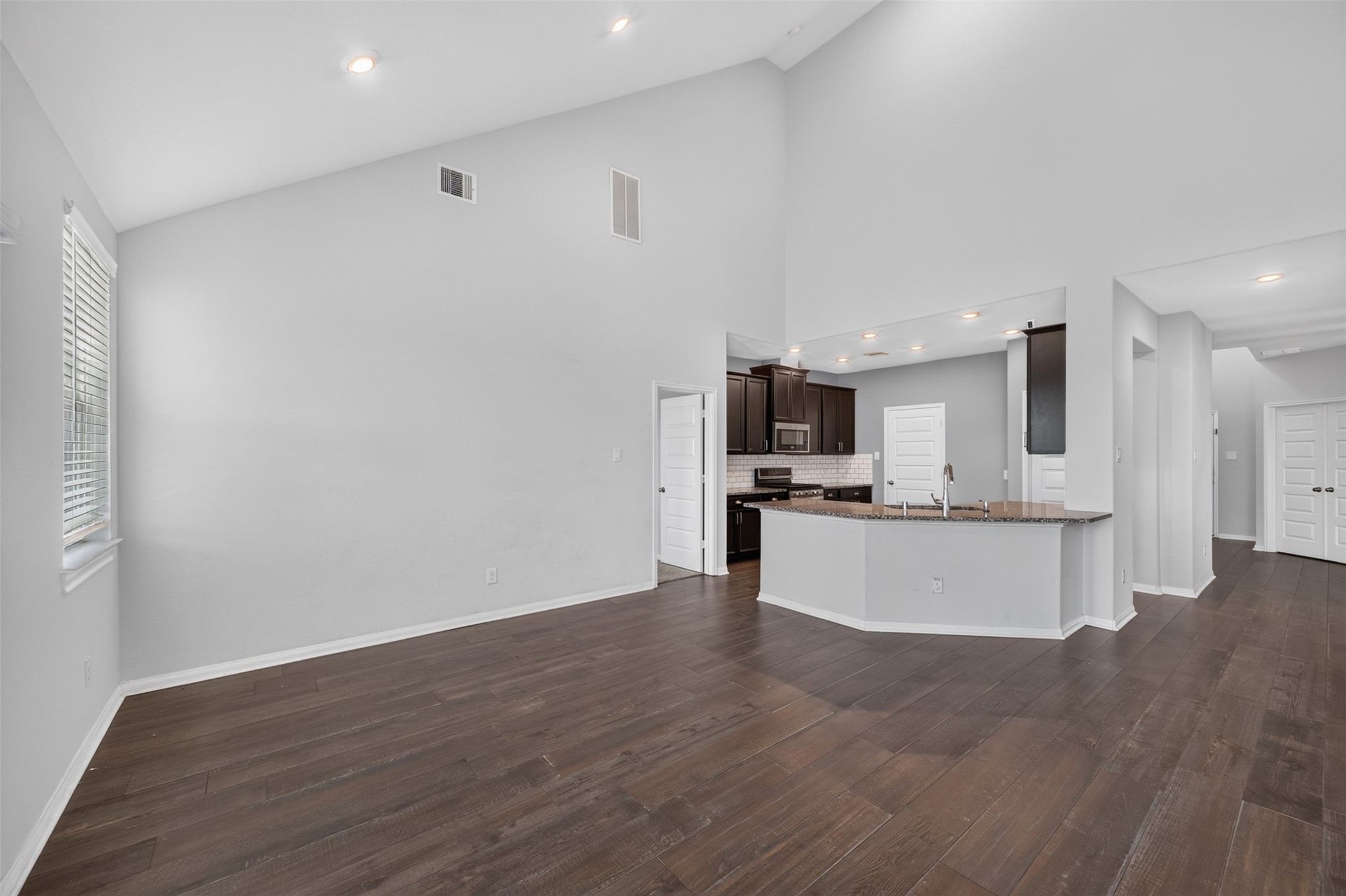 10505 Clouds Rest Drive Property Photo 10