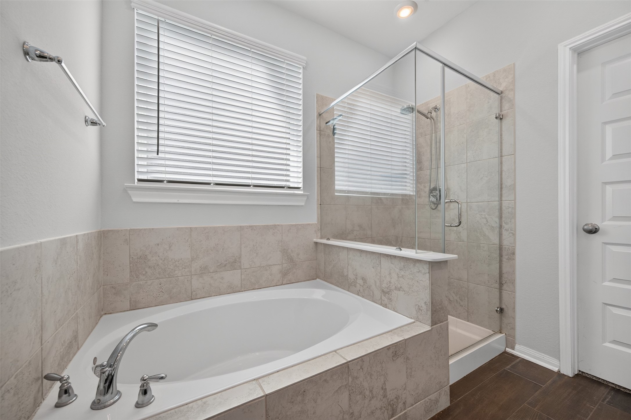 10505 Clouds Rest Drive Property Photo 22