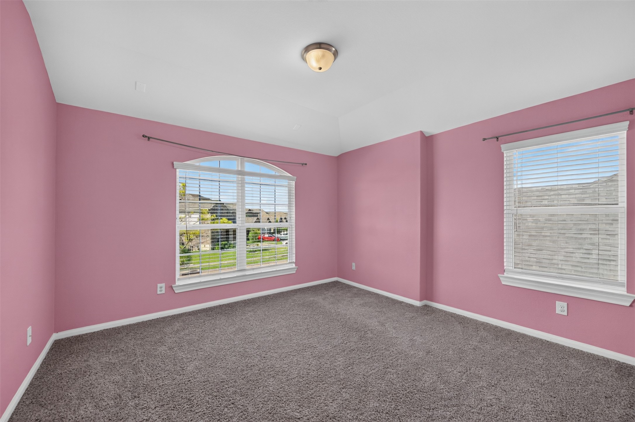 10505 Clouds Rest Drive Property Photo 27