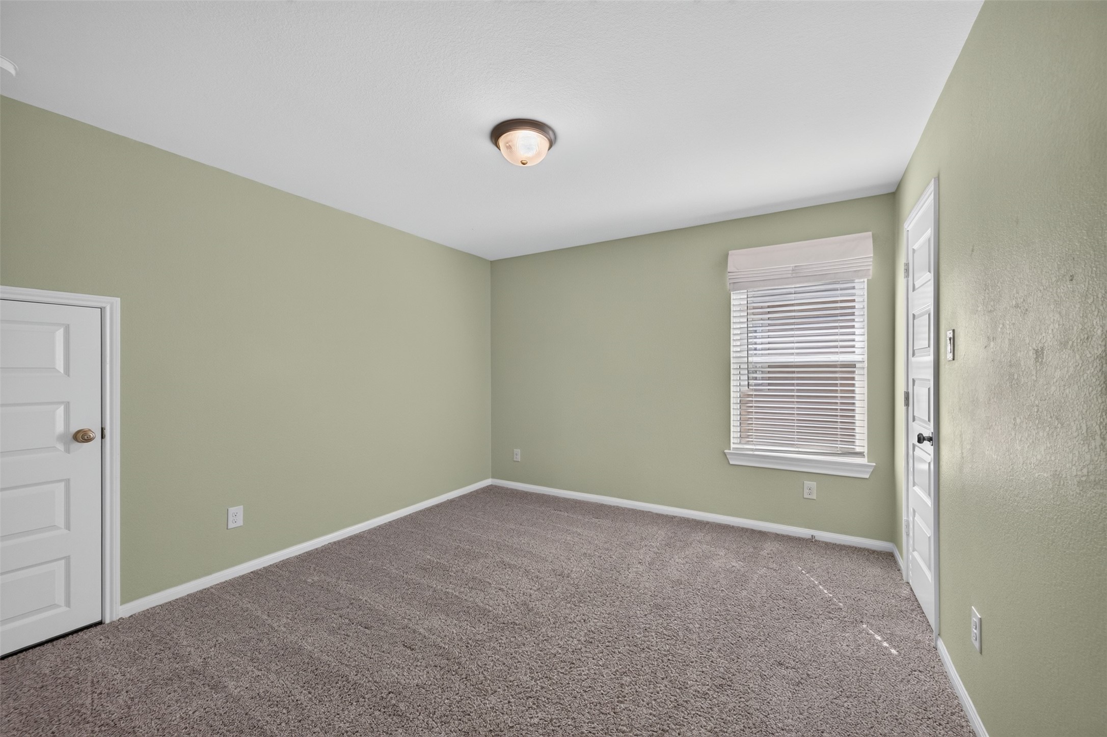 10505 Clouds Rest Drive Property Photo 30