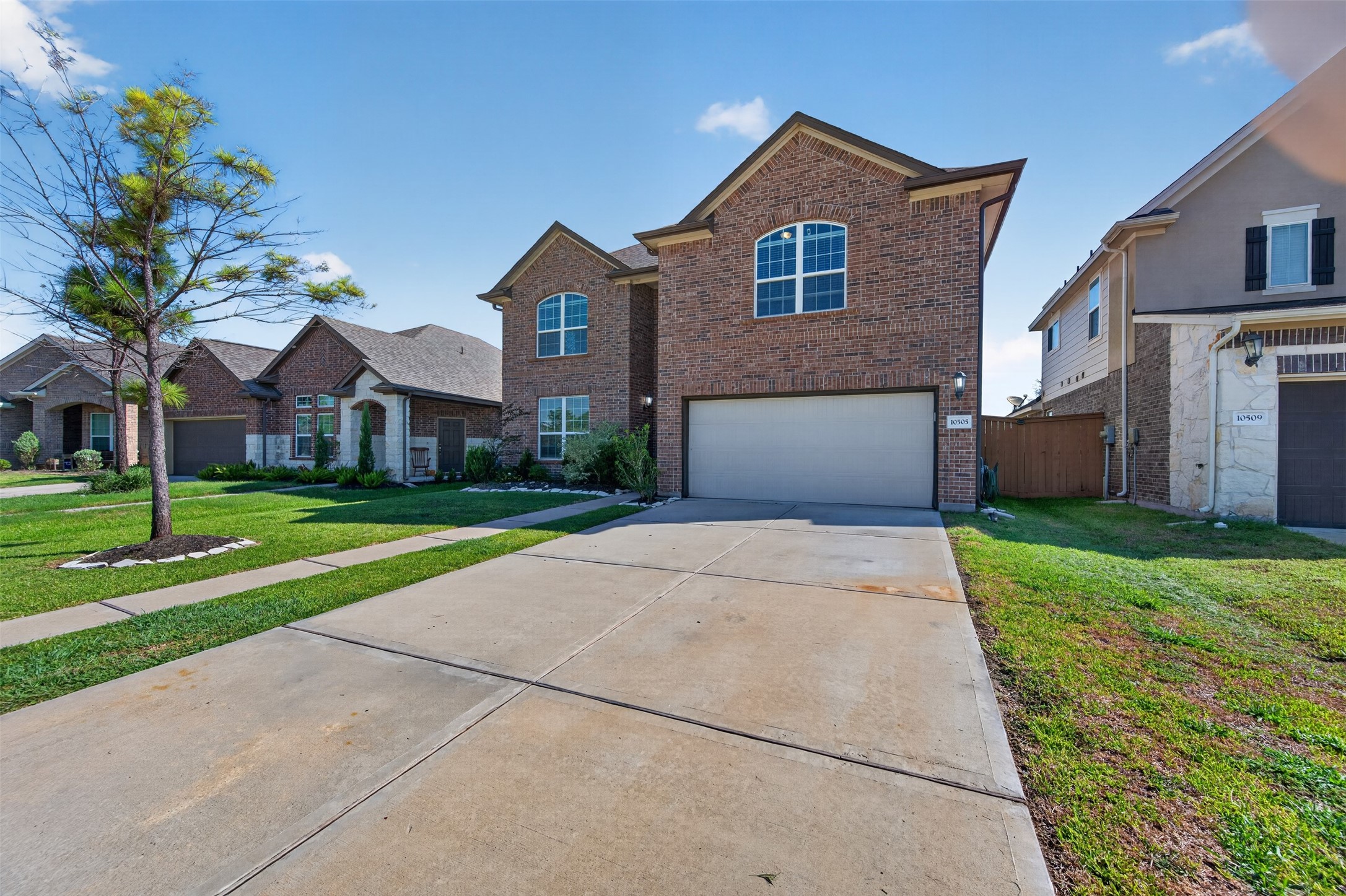 10505 Clouds Rest Drive Property Photo 40