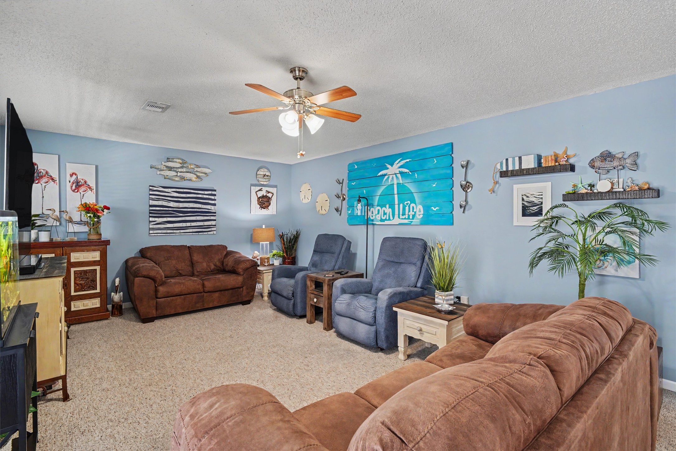 897 Bonita Street Property Photo 12