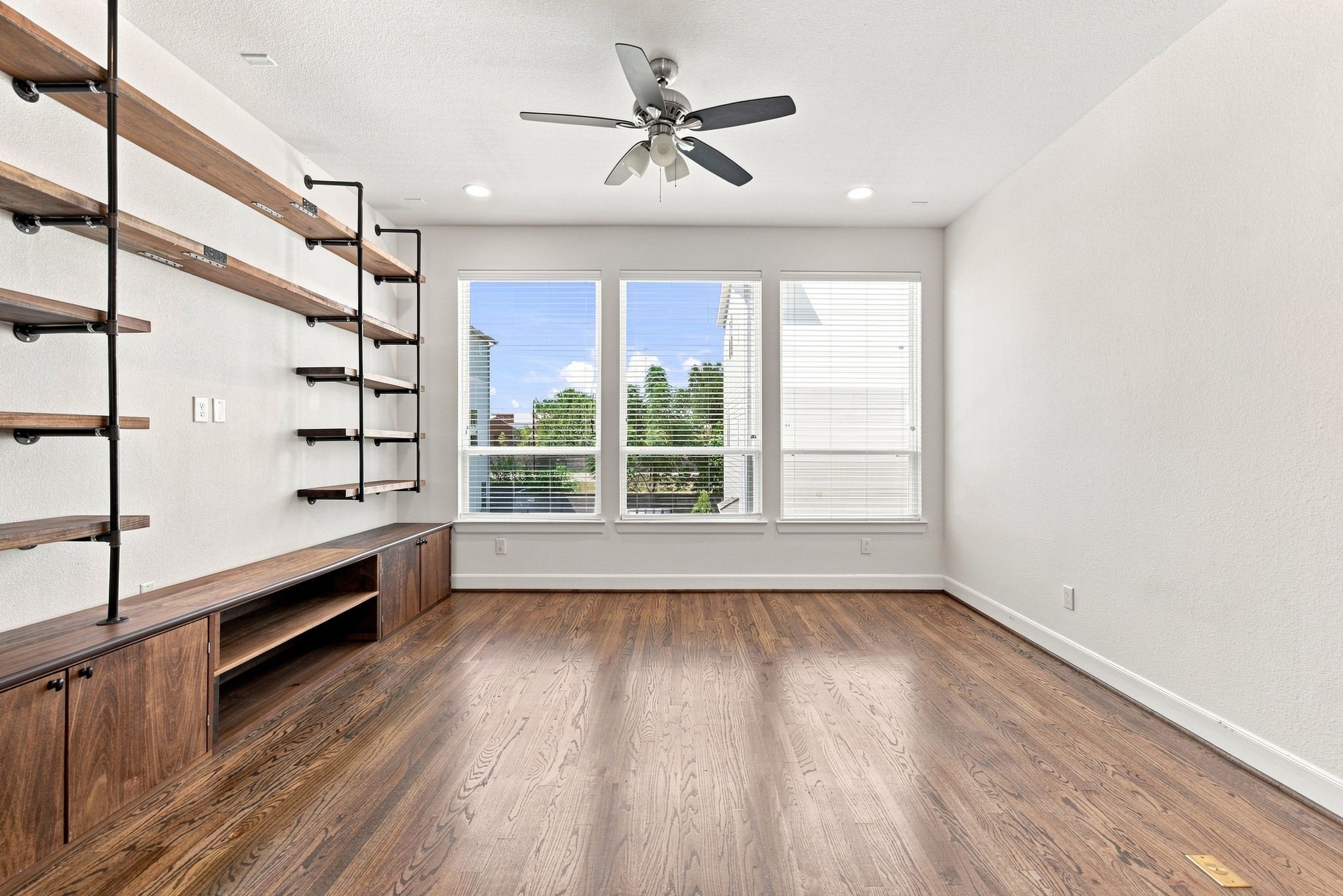 2730 Eado Edge Court Property Photo 14
