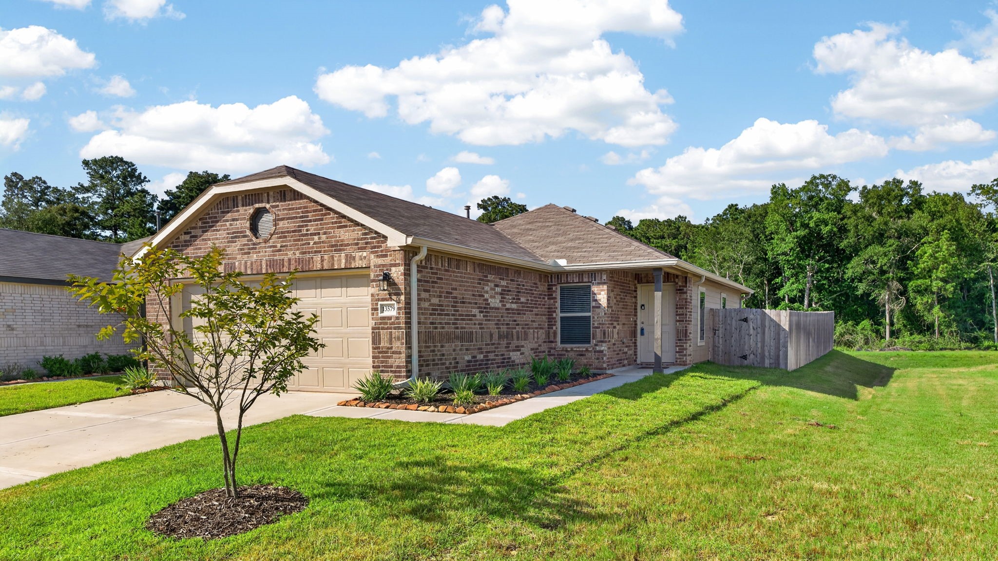 13579 Bay Springs Drive Property Photo 1