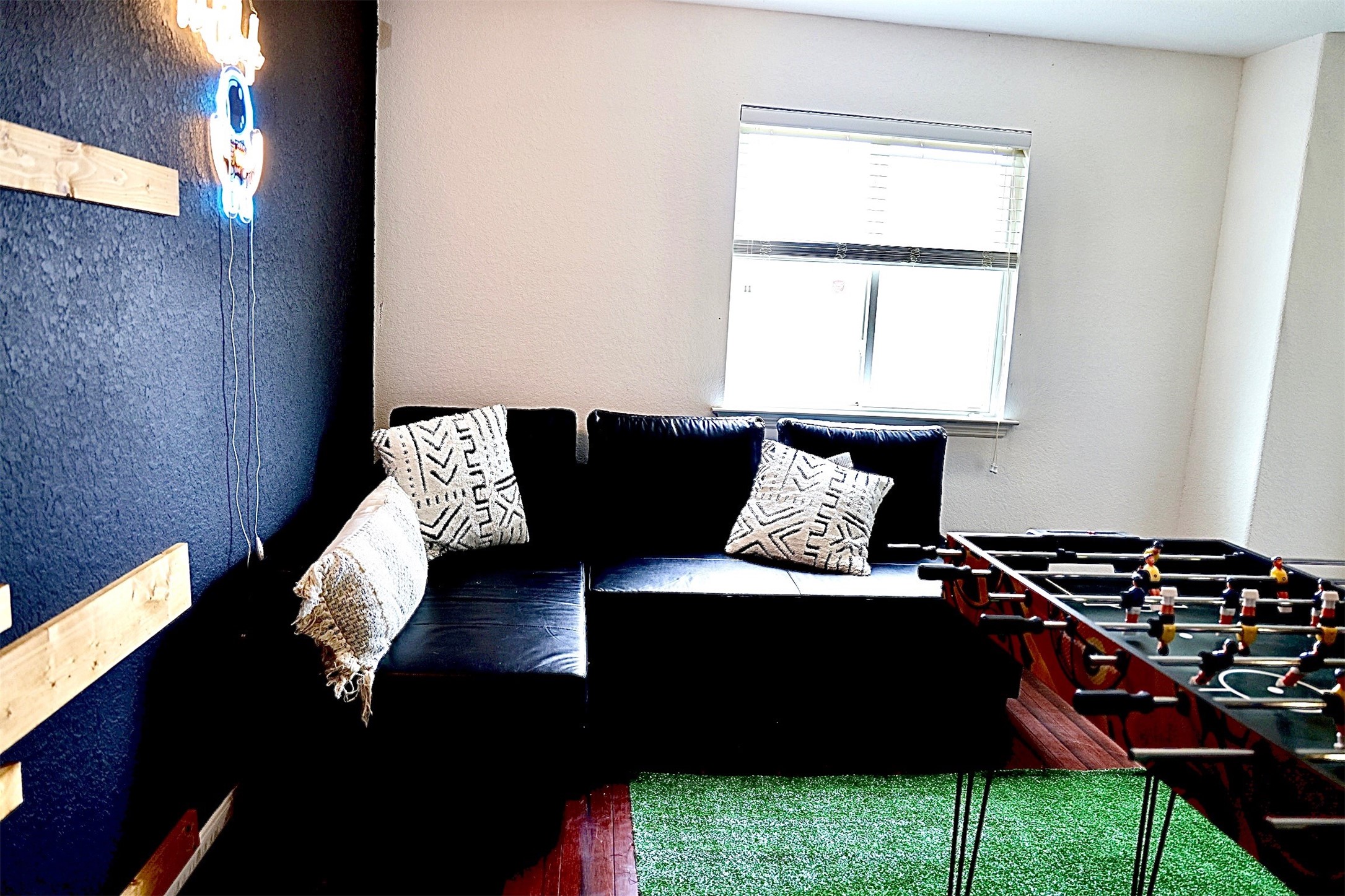 6426 Star Shadow Lane Property Photo 17