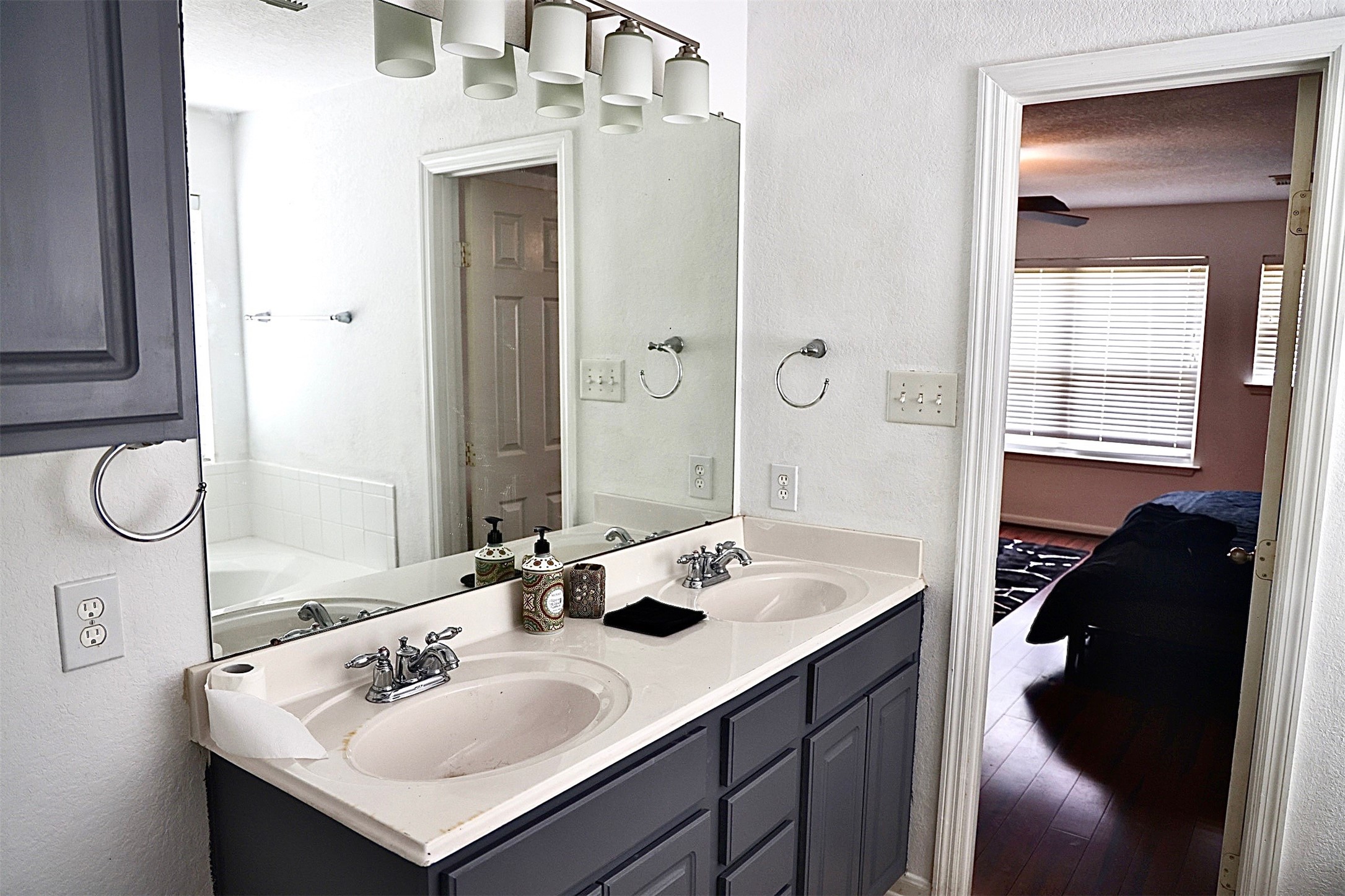 6426 Star Shadow Lane Property Photo 21