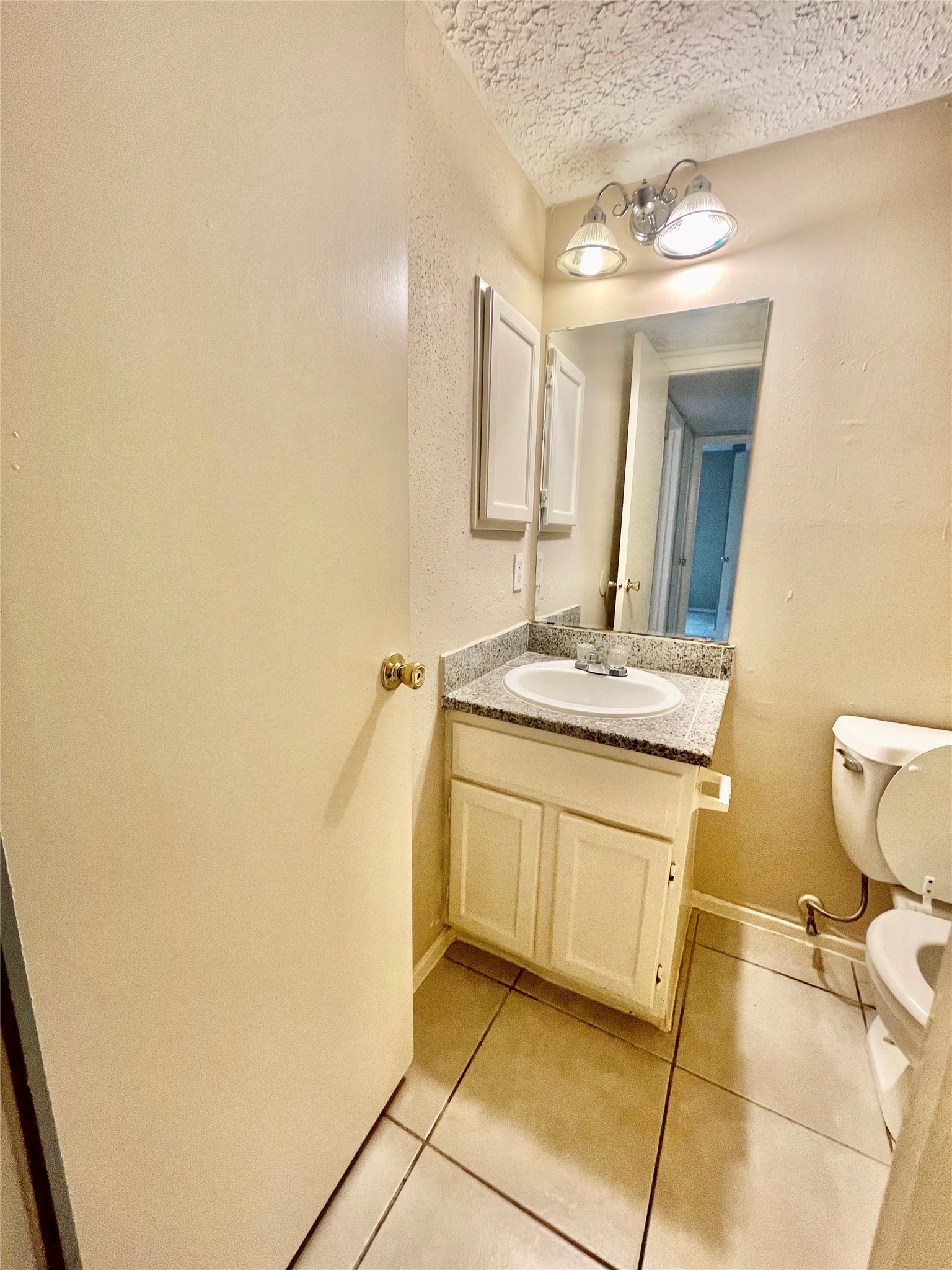 19319 Lazy Valley Drive Property Photo 18