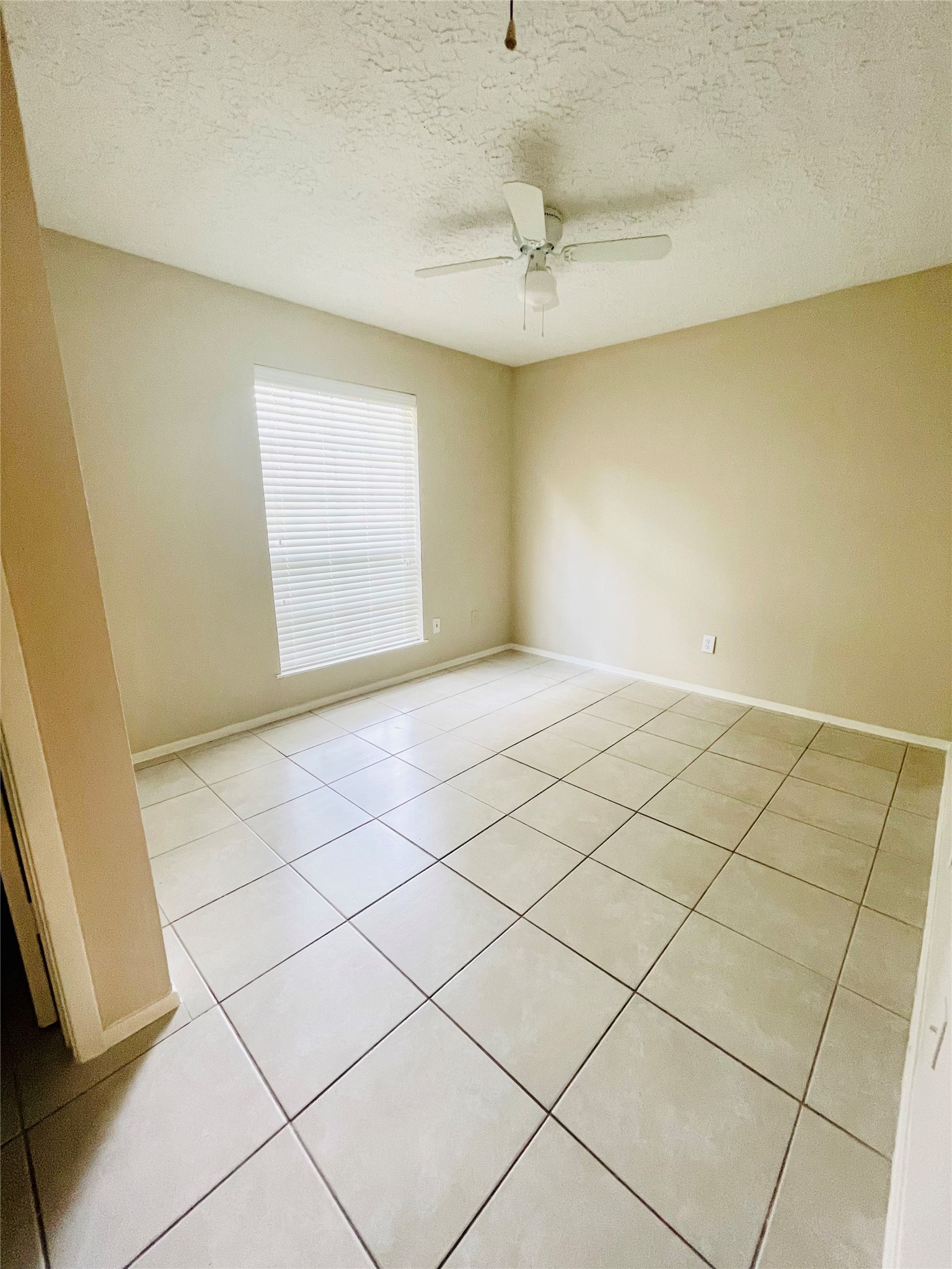 19319 Lazy Valley Drive Property Photo 19