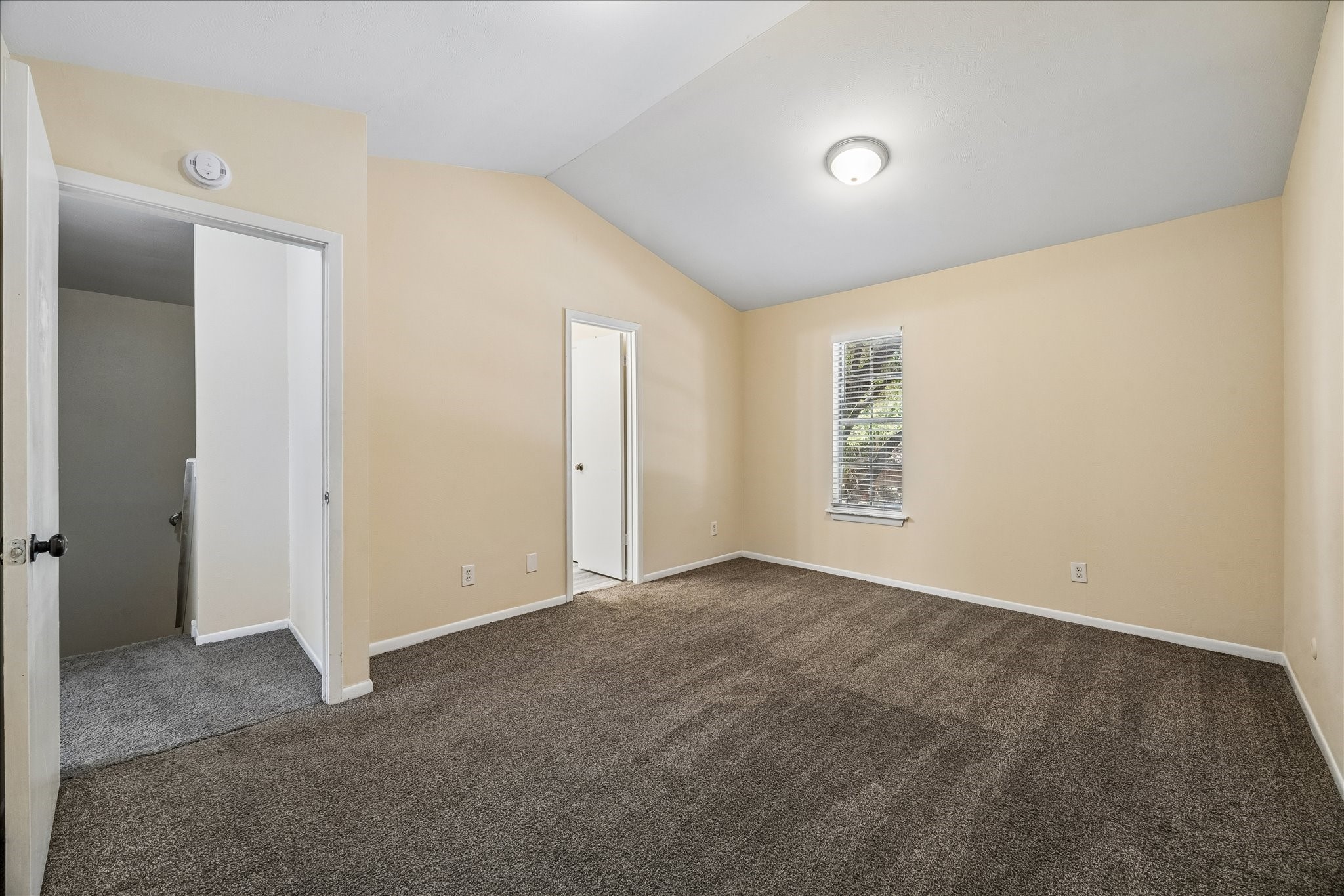 7943 Ellinger Lane Property Photo 4