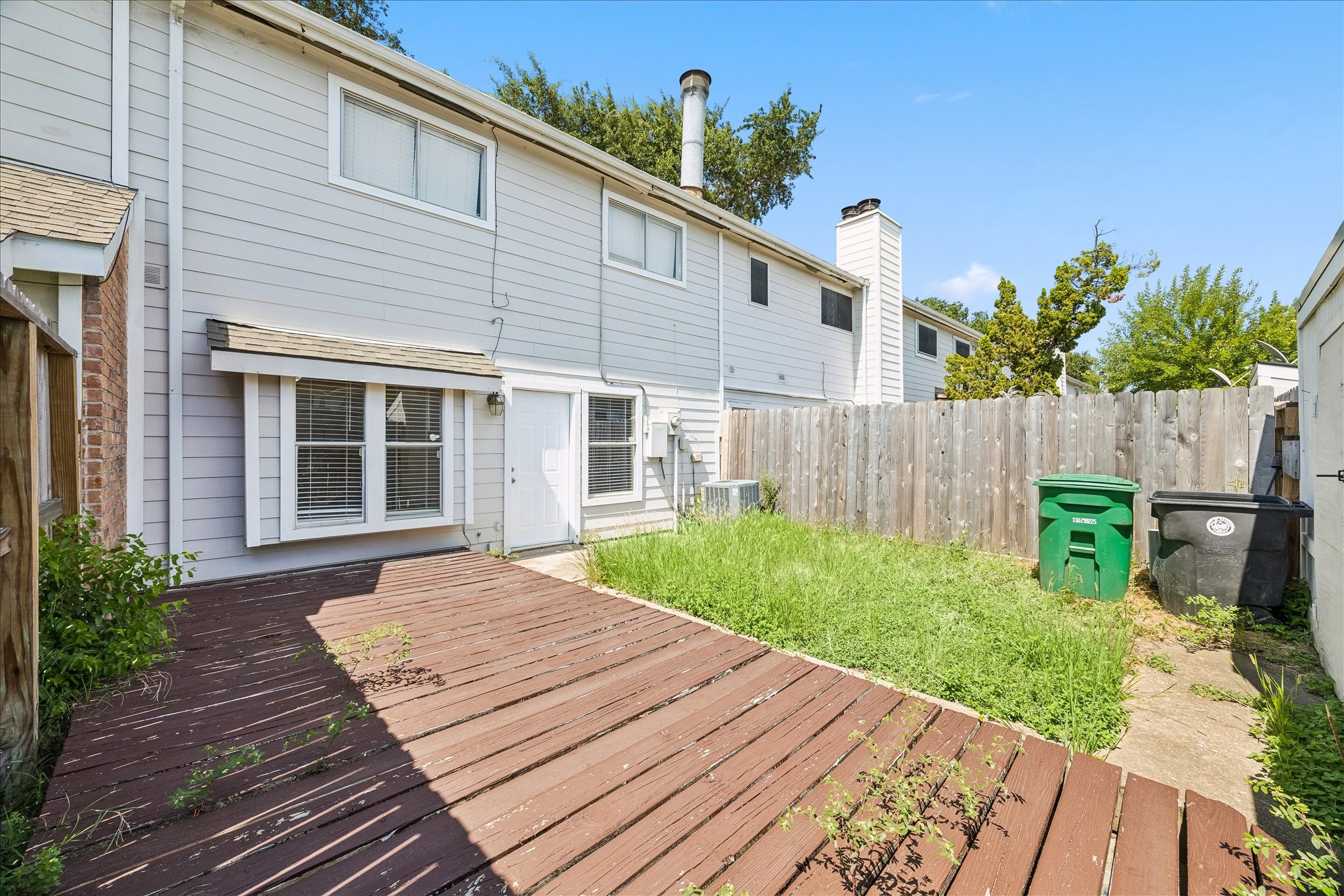 7943 Ellinger Lane Property Photo 10