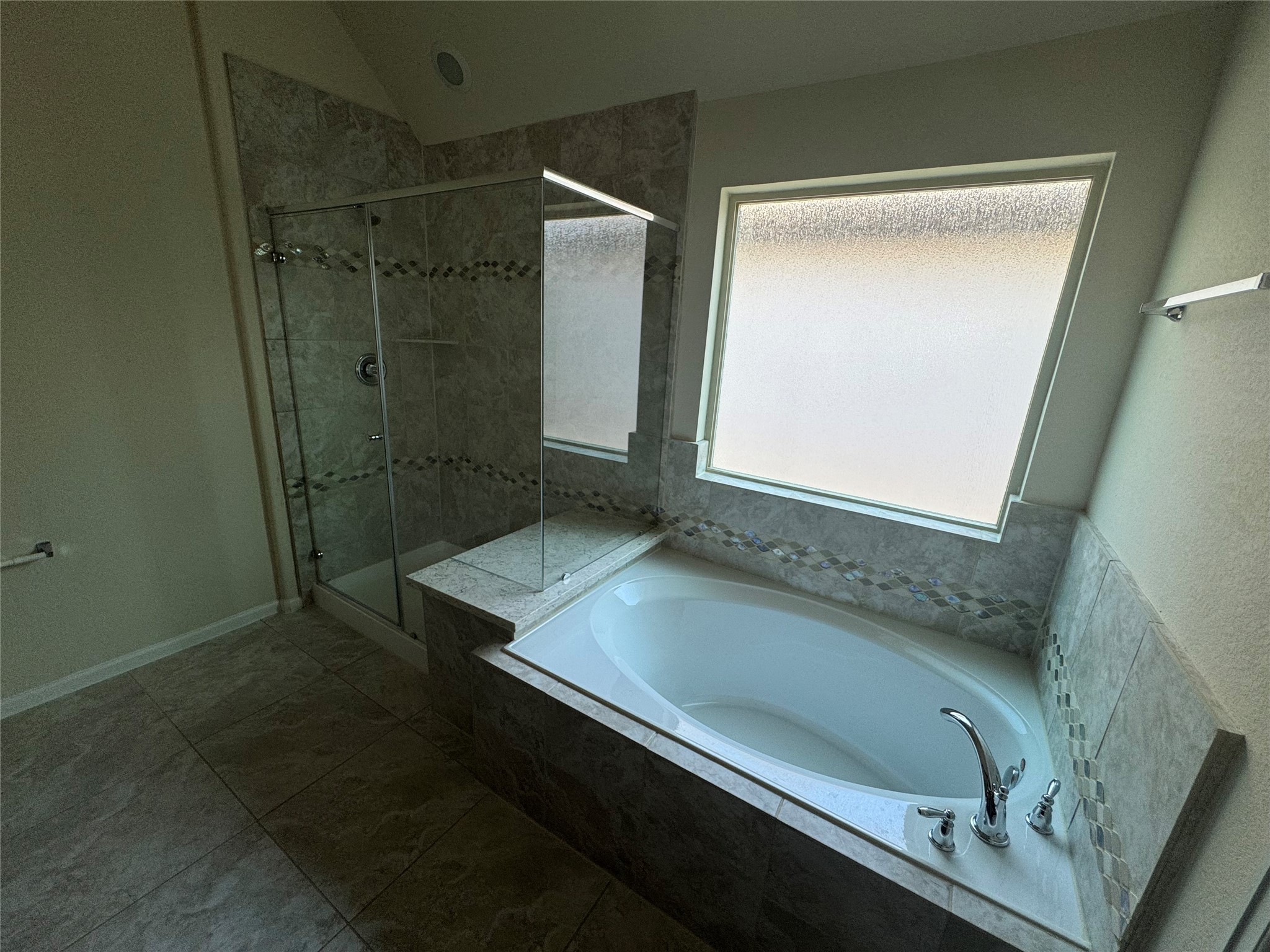 10716 Addicks Oaks Property Photo 6