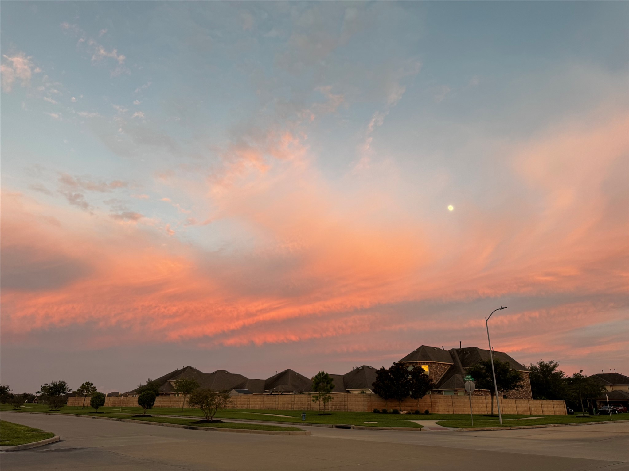 1819 Opal Peach Drive Property Photo 8