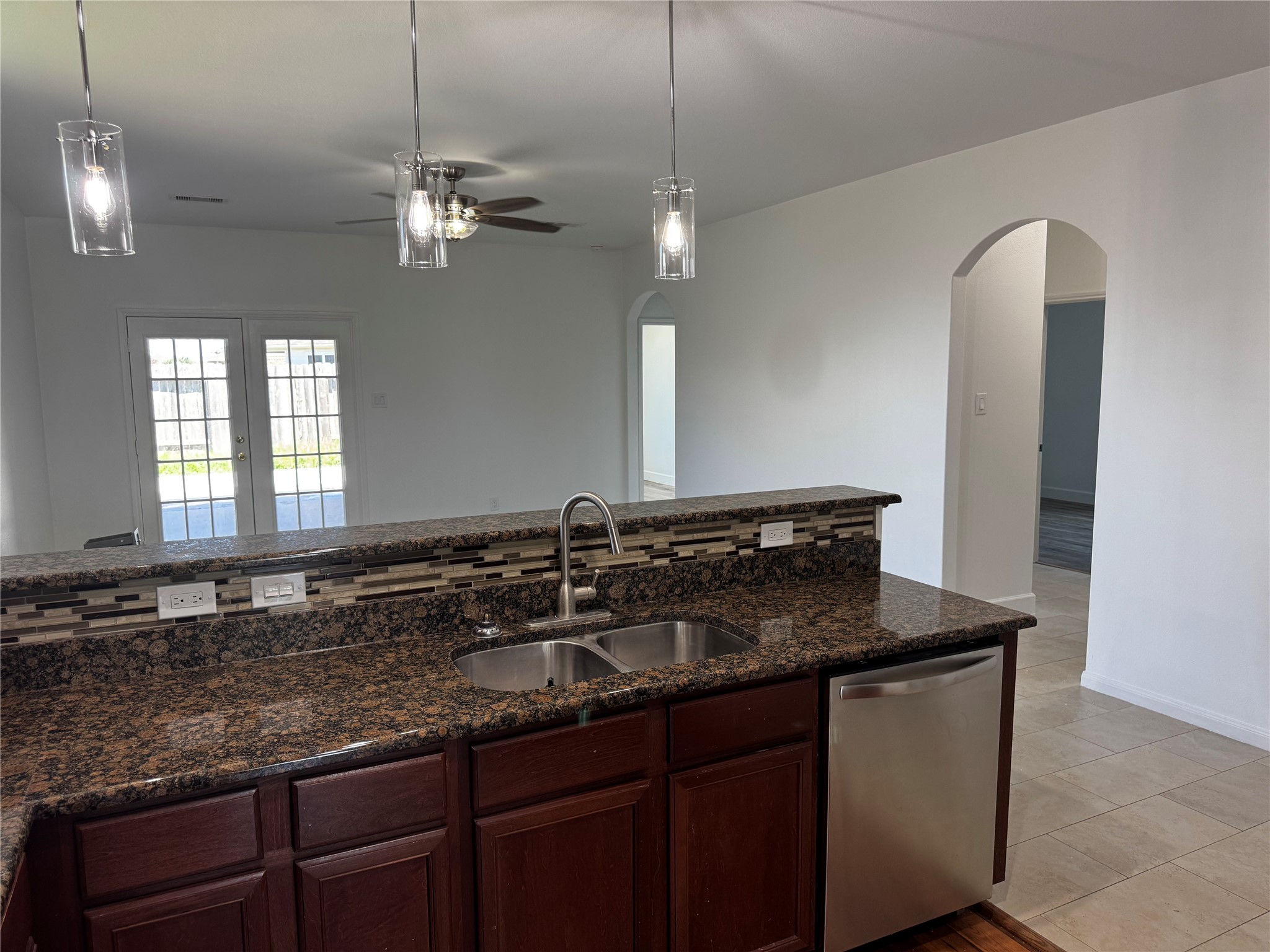 1819 Opal Peach Drive Property Photo 21