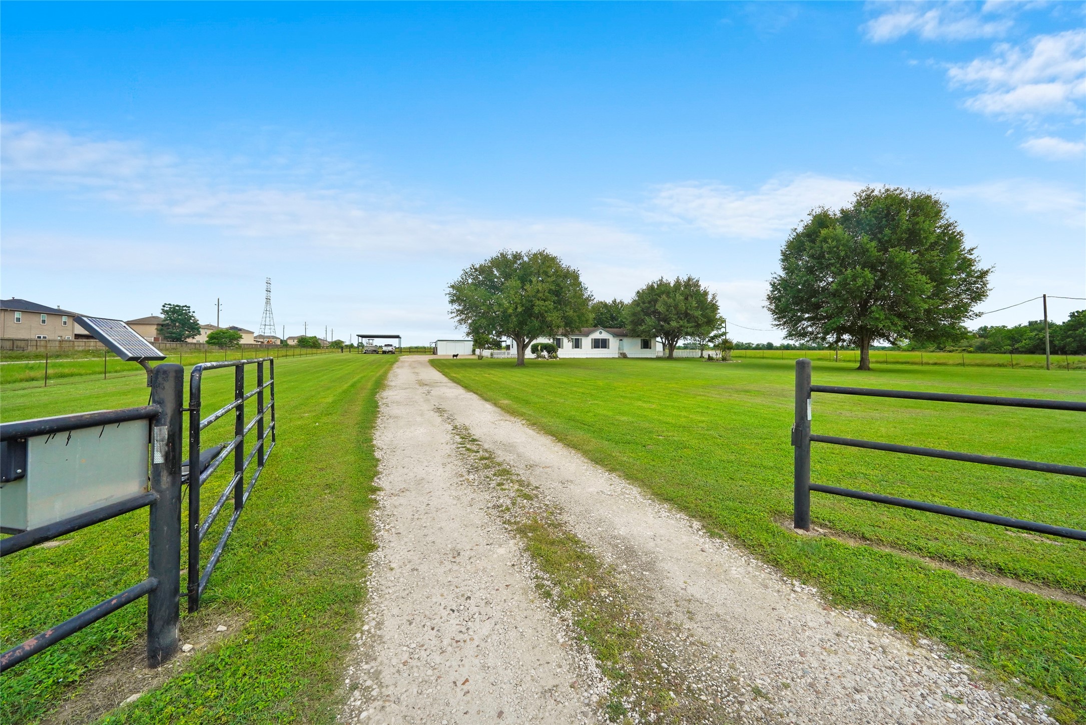 16070 Warren Ranch Road Property Photo 3