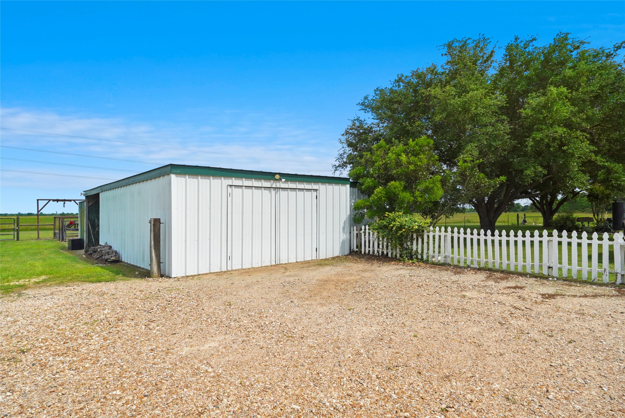 16070 Warren Ranch Road Property Photo 4