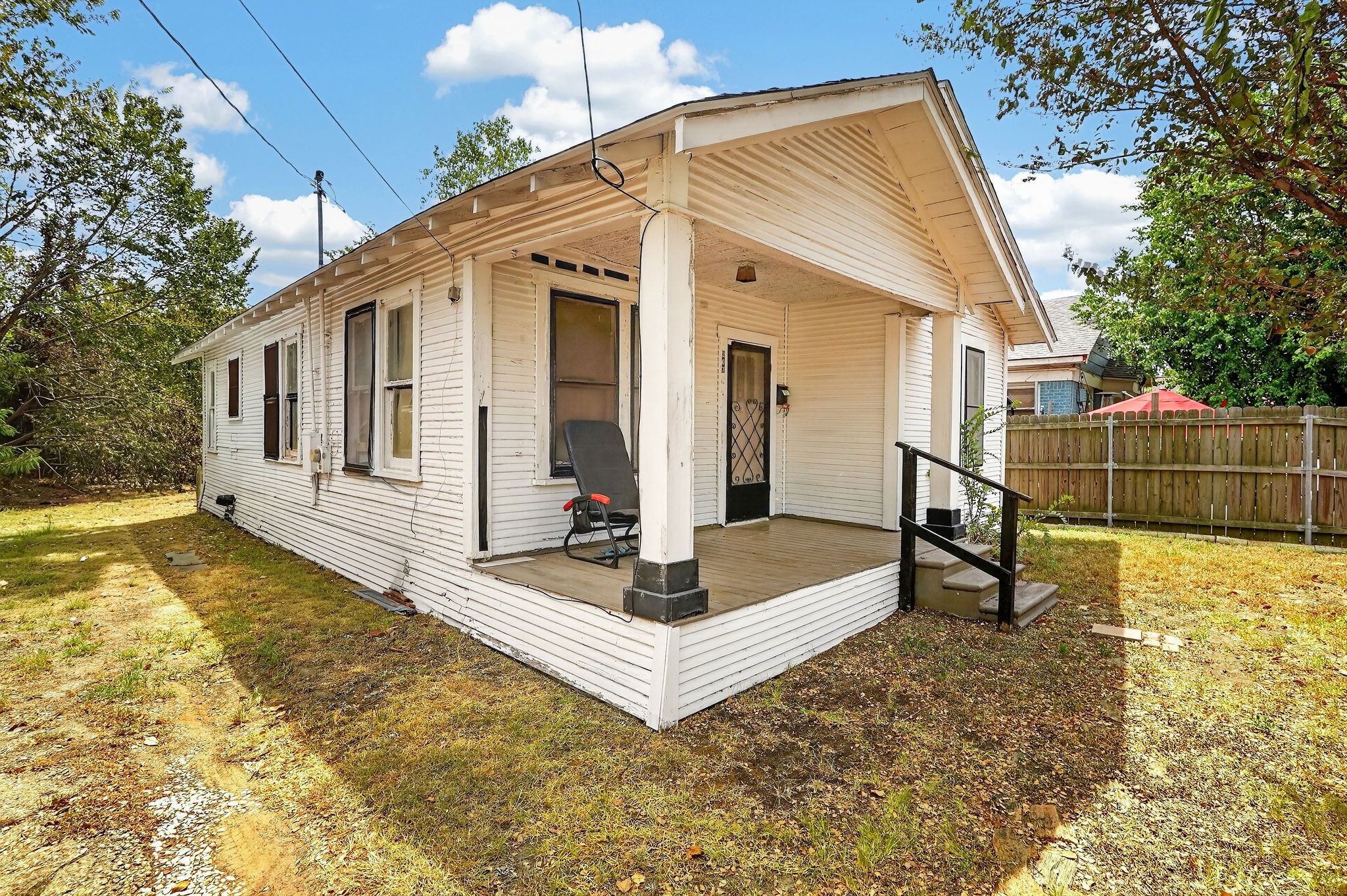 203 N Haswell Drive Property Photo 1