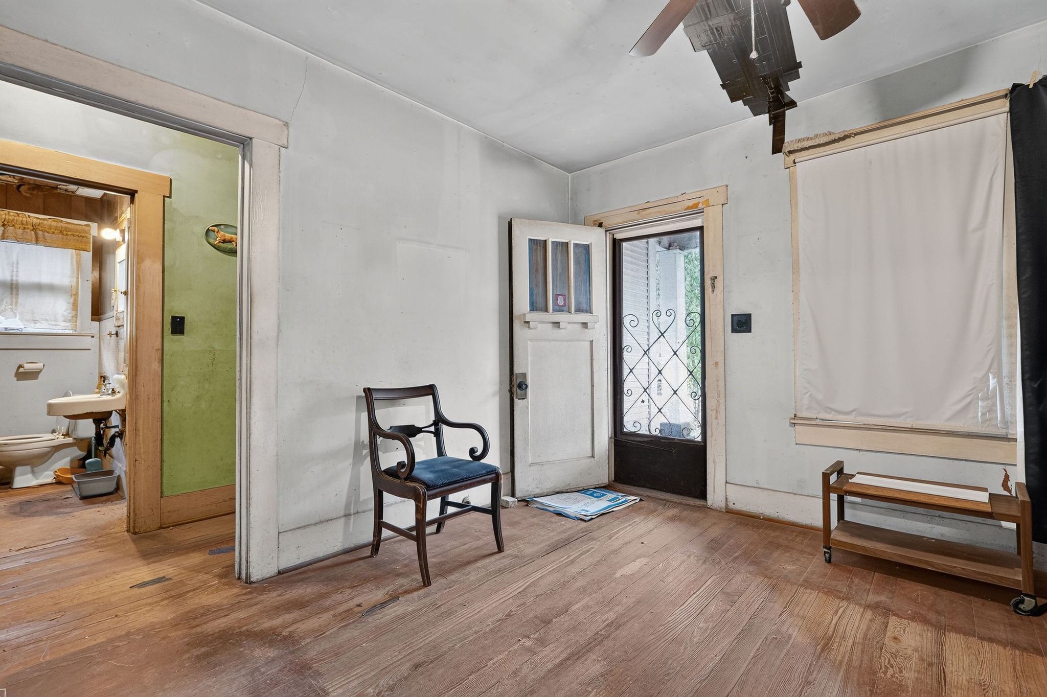 203 N Haswell Drive Property Photo 3