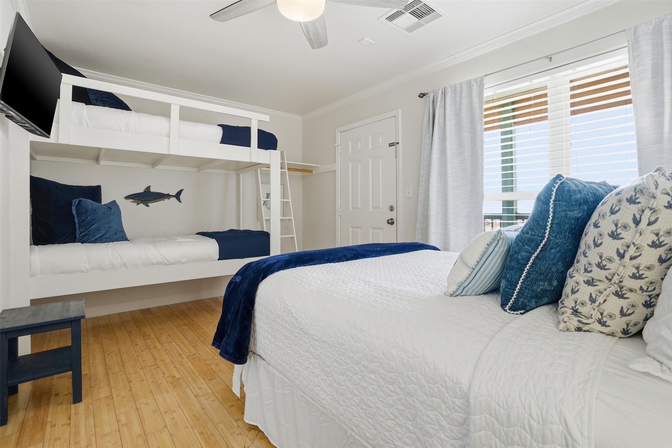 9520 Seawall Boulevard 353 Property Photo 16