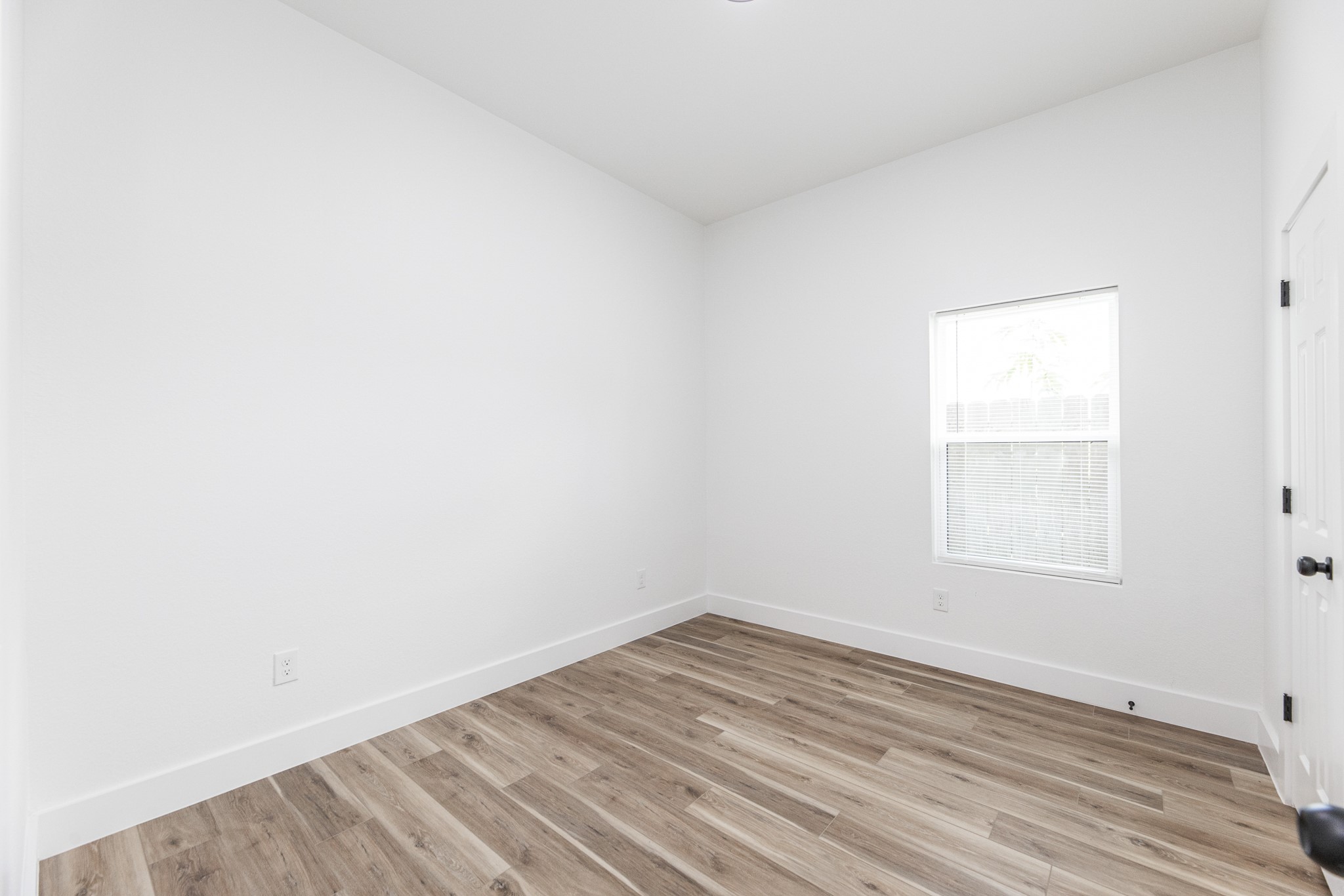 9727 Stedman Street Property Photo 7