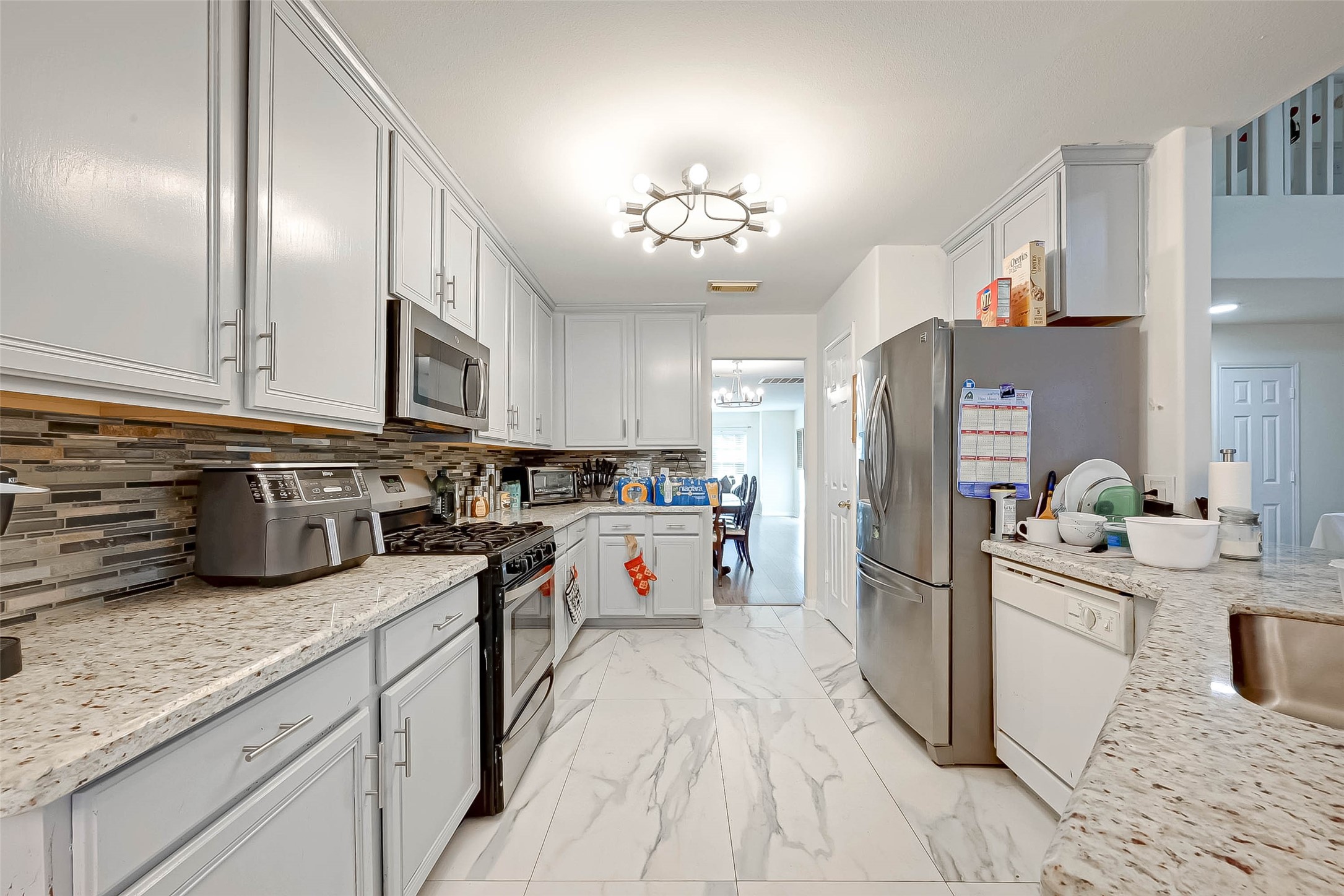 3822 Willow Stone Court Property Photo 7