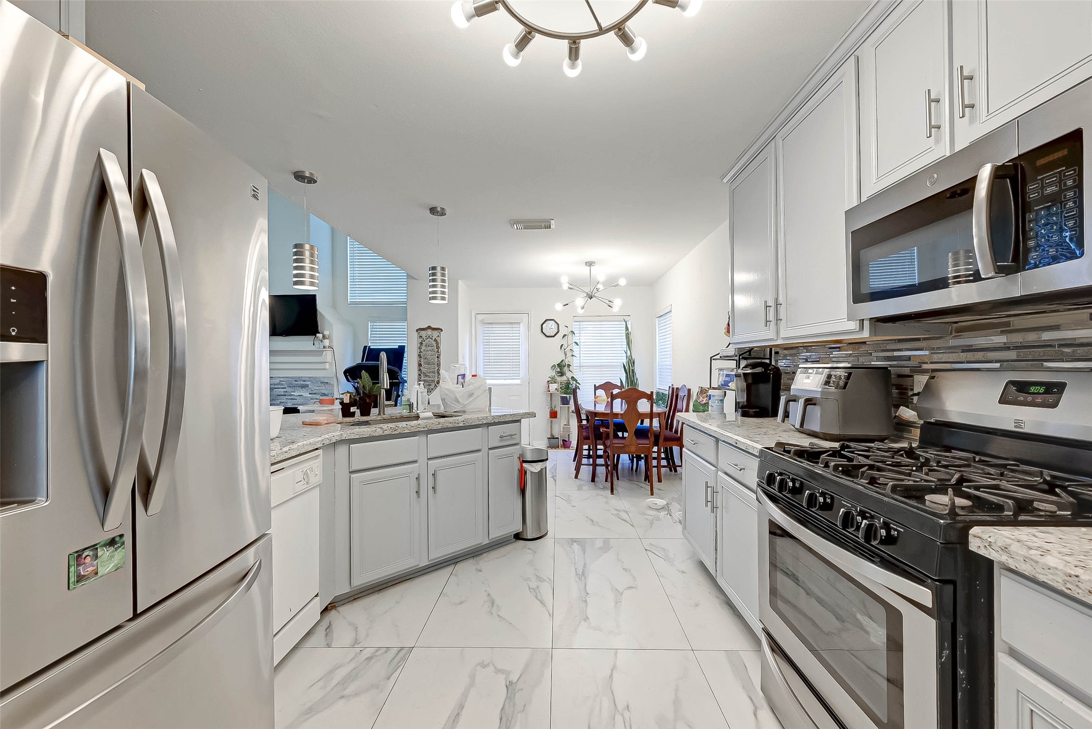 3822 Willow Stone Court Property Photo 8