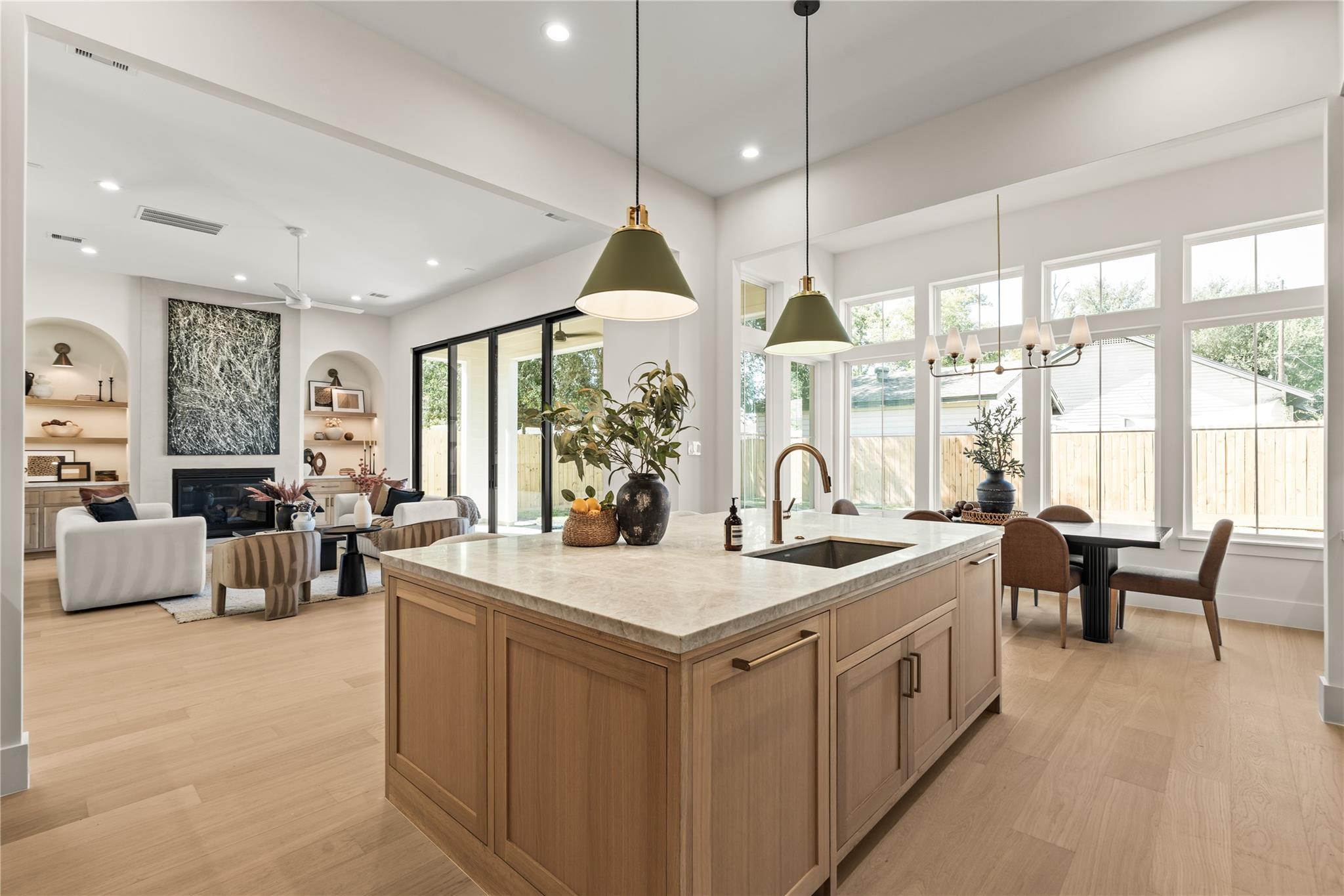 2011 Singleton Street Property Photo 12