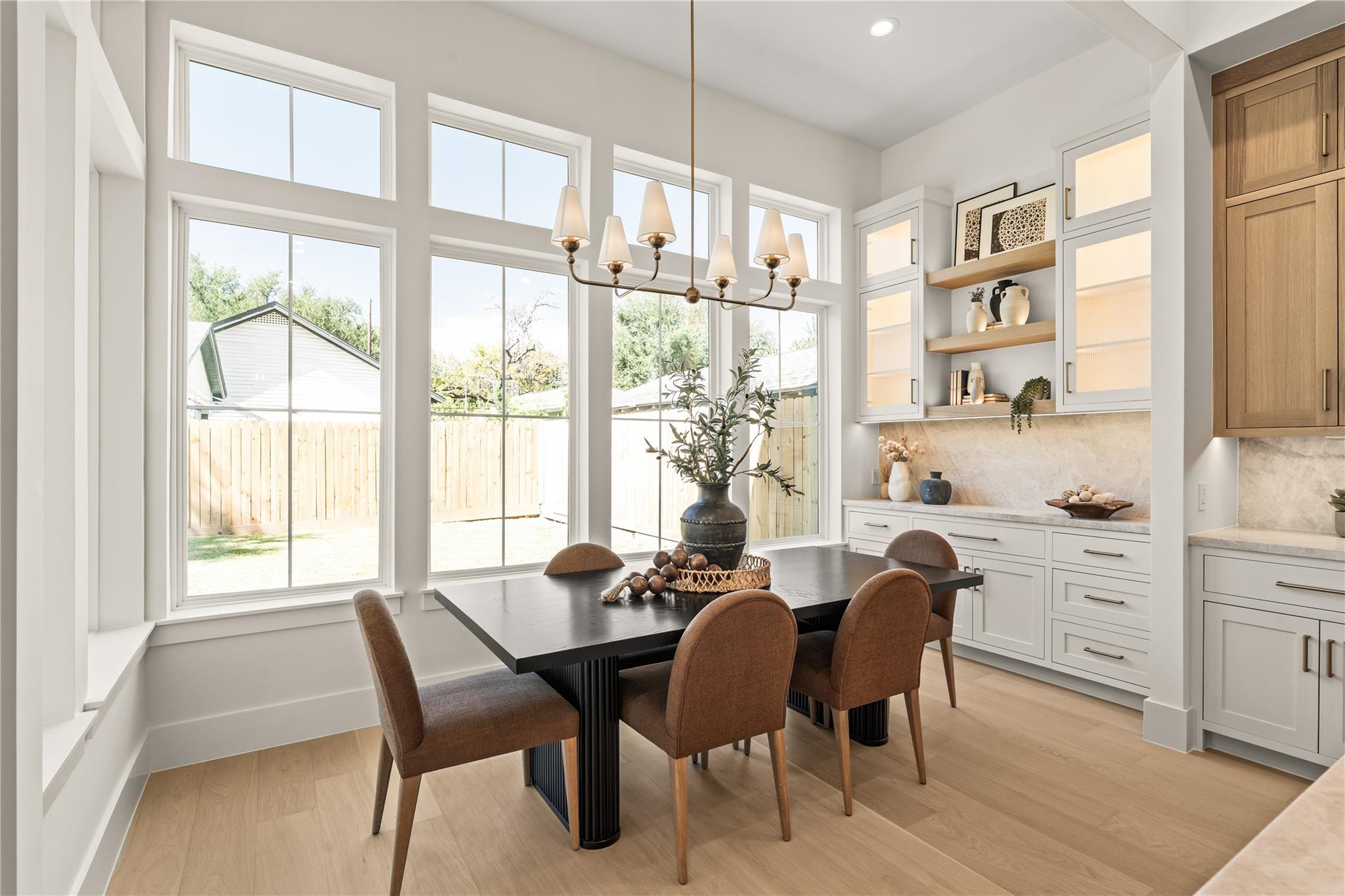 2011 Singleton Street Property Photo 15