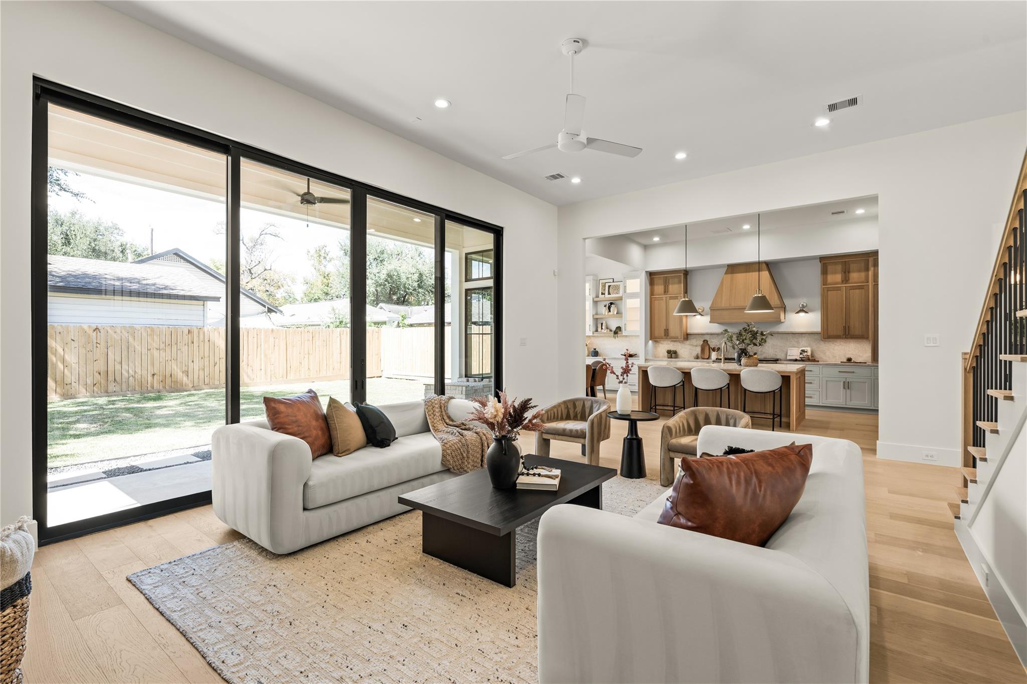 2011 Singleton Street Property Photo 17