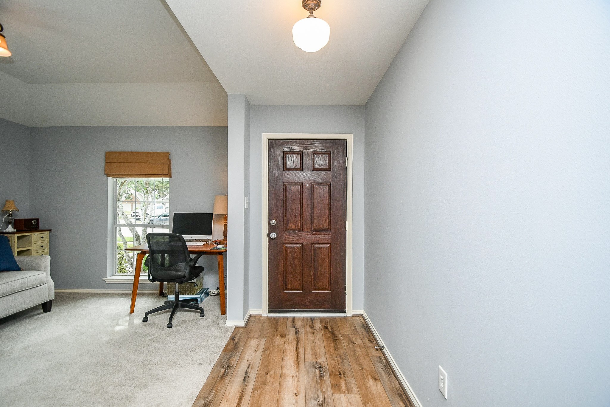 2314 Barton River Court Property Photo 6