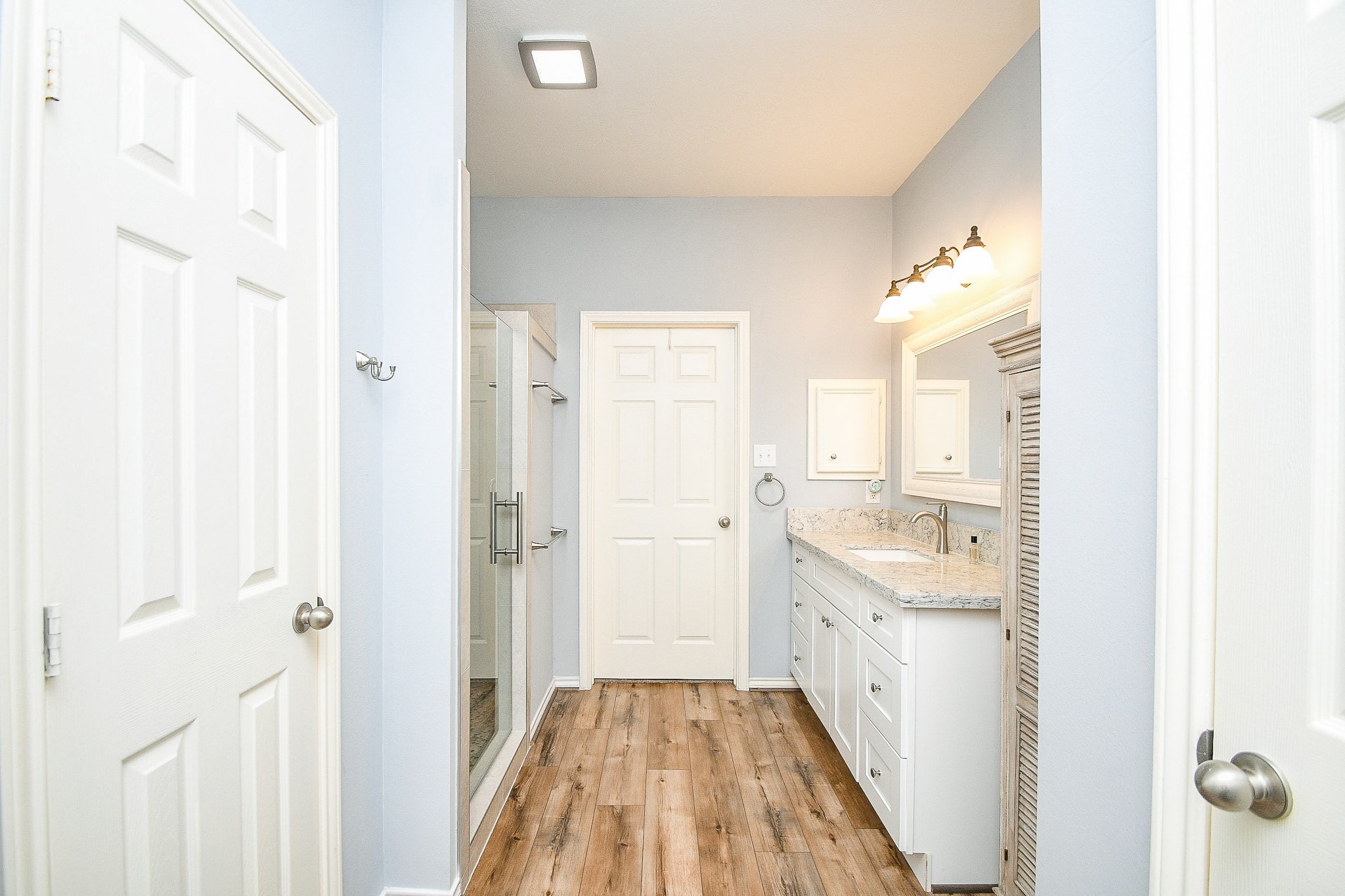 2314 Barton River Court Property Photo 21