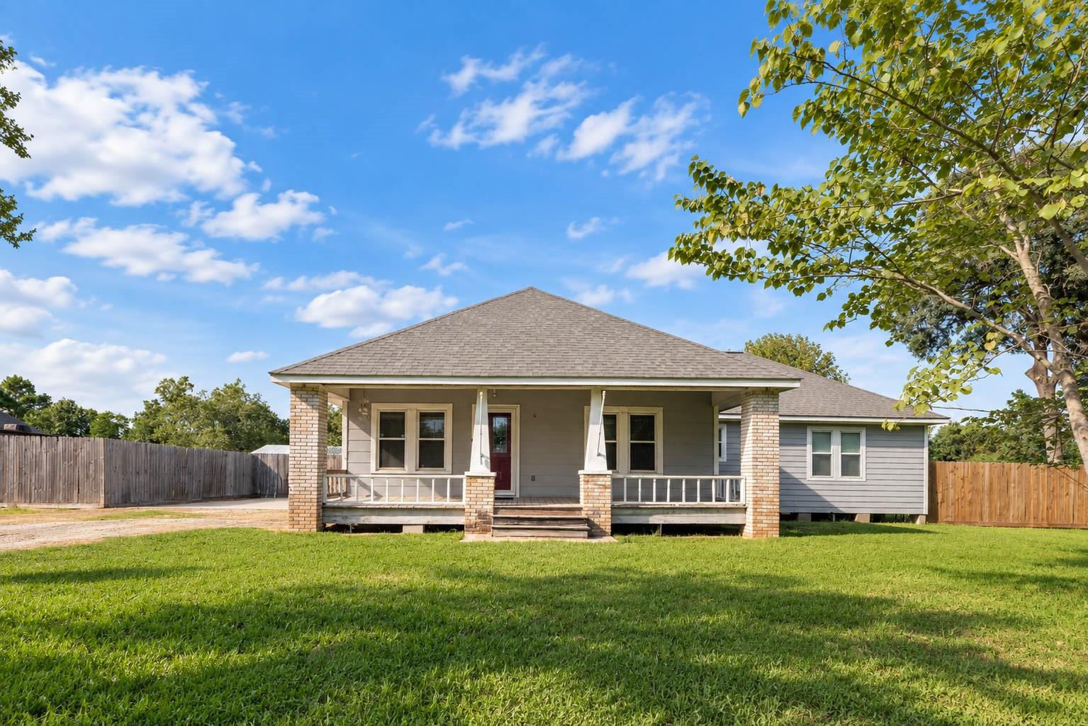 112 Wood Avenue, Baytown Tx 77520 Property Photo 3