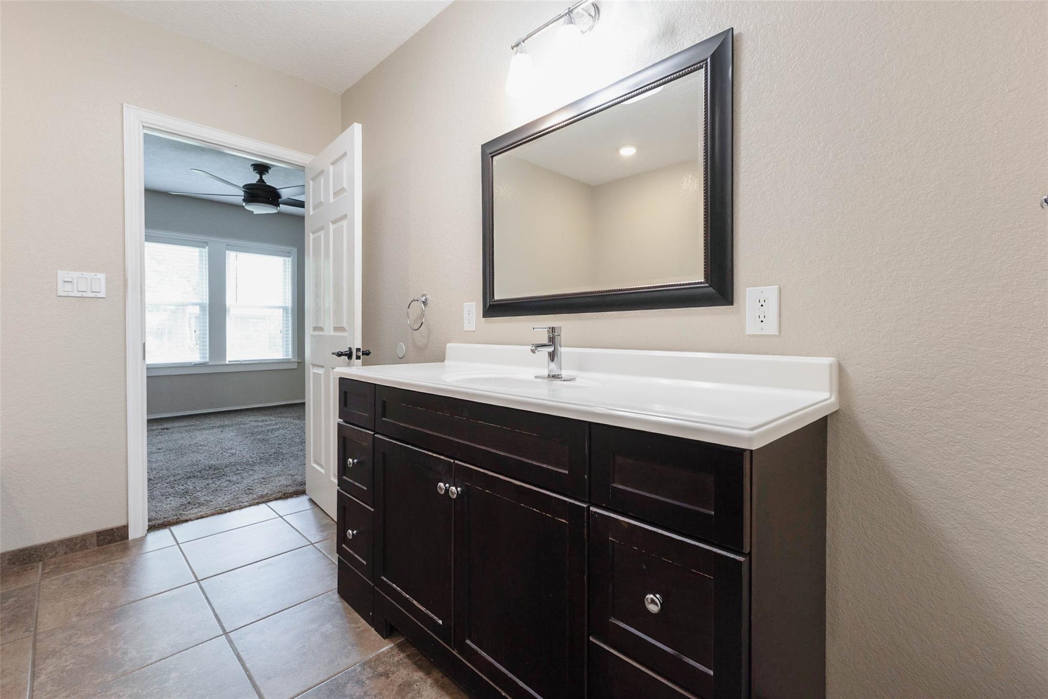112 Wood Avenue, Baytown Tx 77520 Property Photo 25