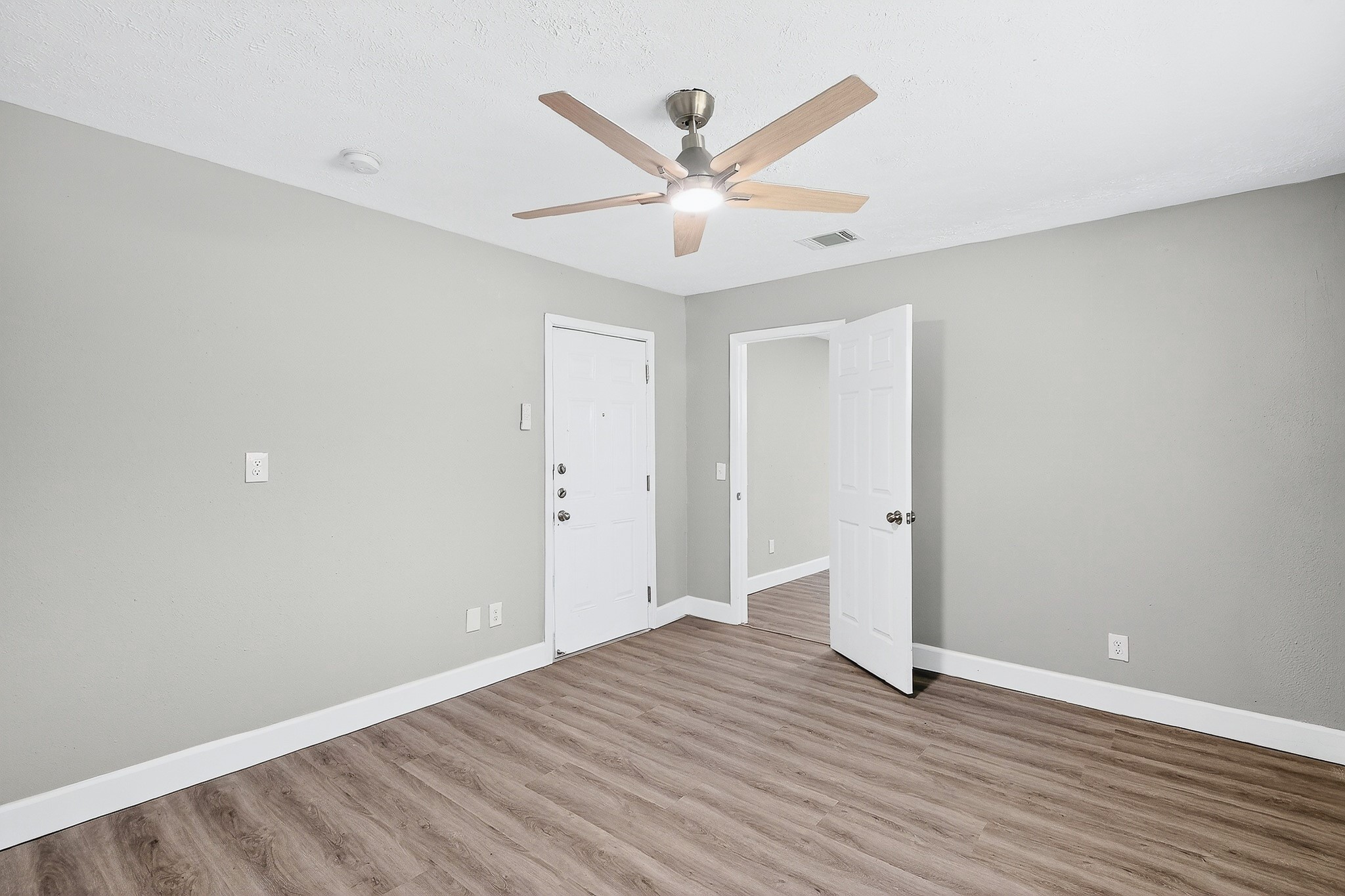 2510 Marble Falls Drive Property Photo 17
