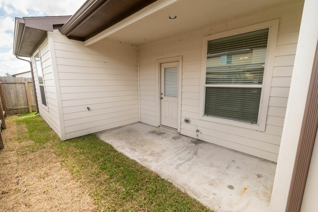12231 Maura Lane Property Photo 2