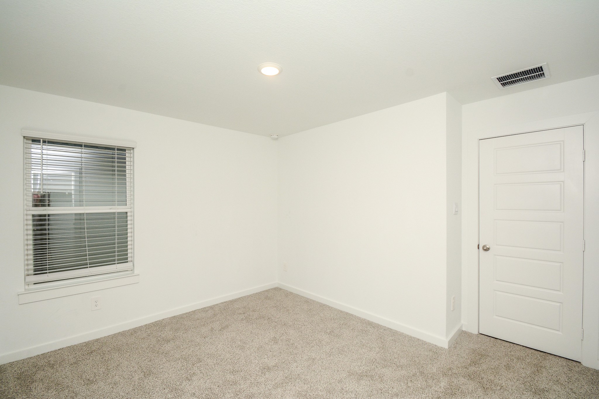 1111 Desert Willow Drive Property Photo 16